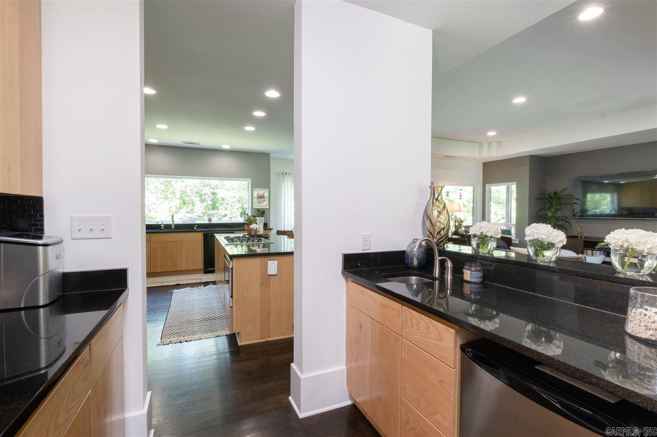 WOODLANDS EDGE - Residential