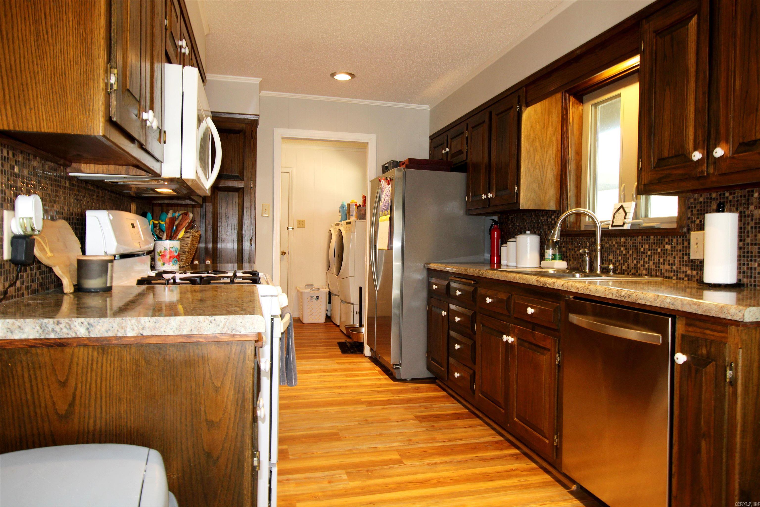 Leewood - Residential