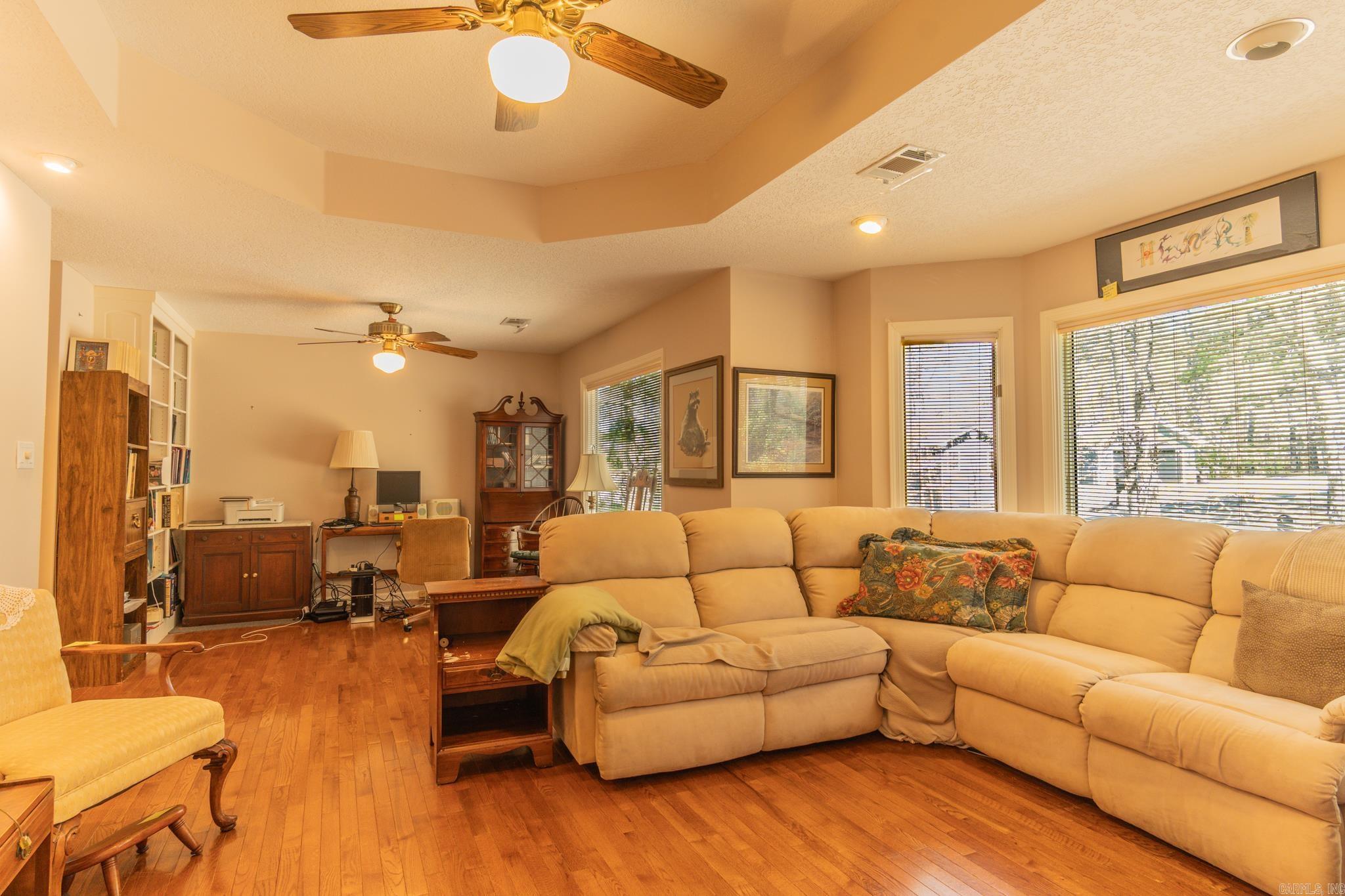 Estancia - Residential