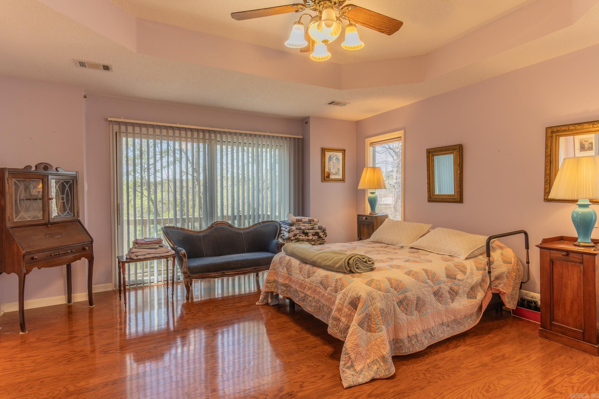 Estancia - Residential