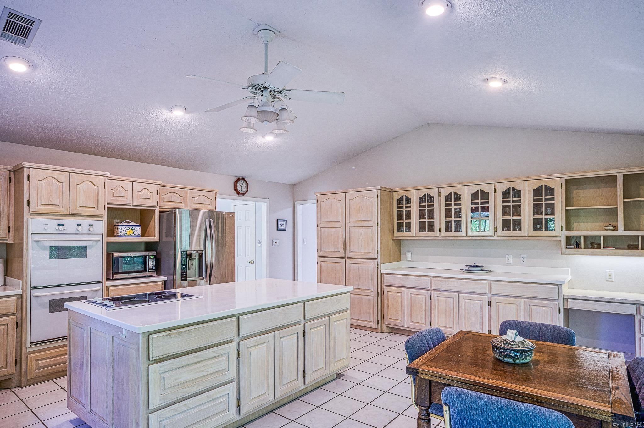 Estancia - Residential