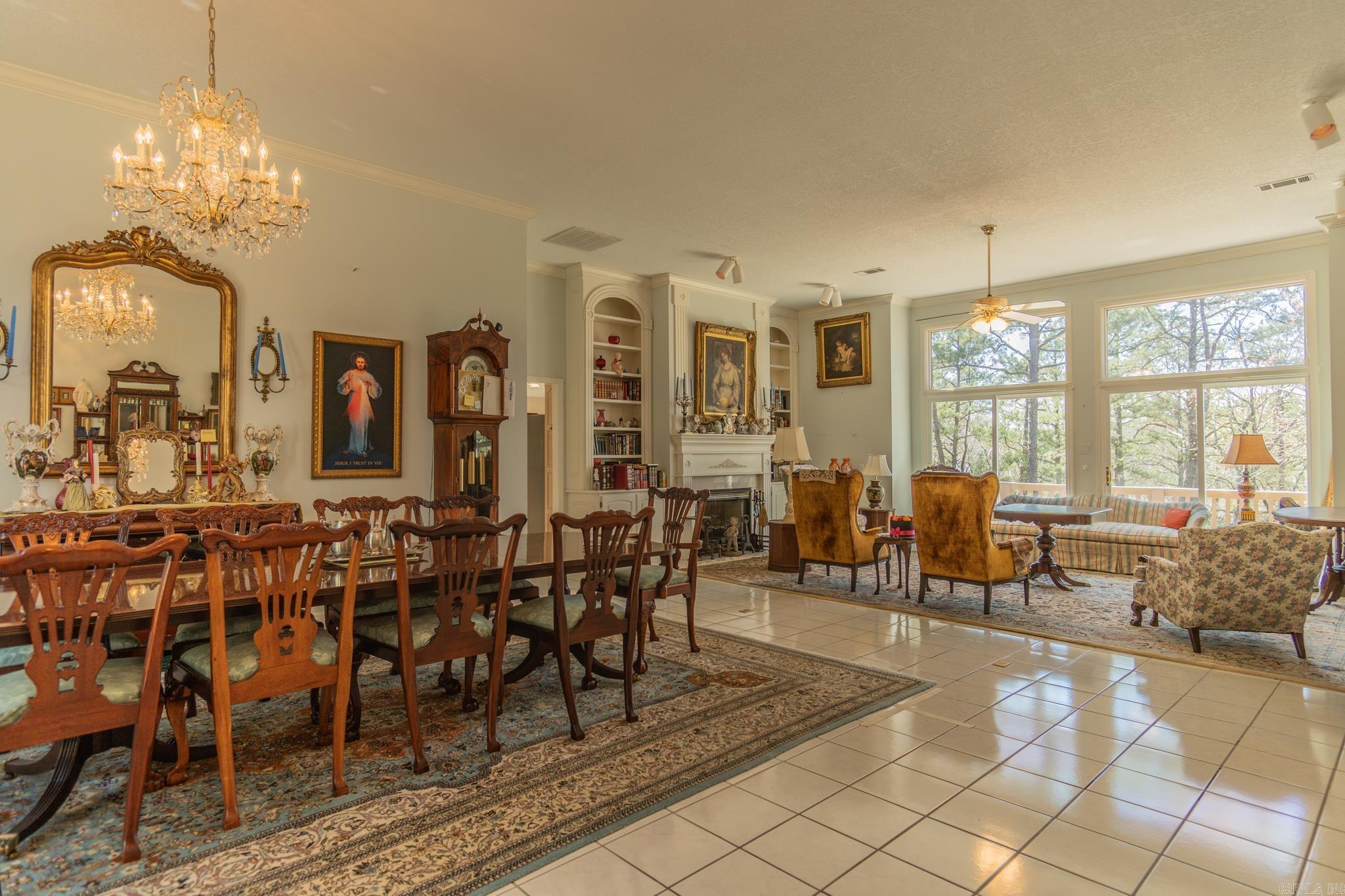 Estancia - Residential