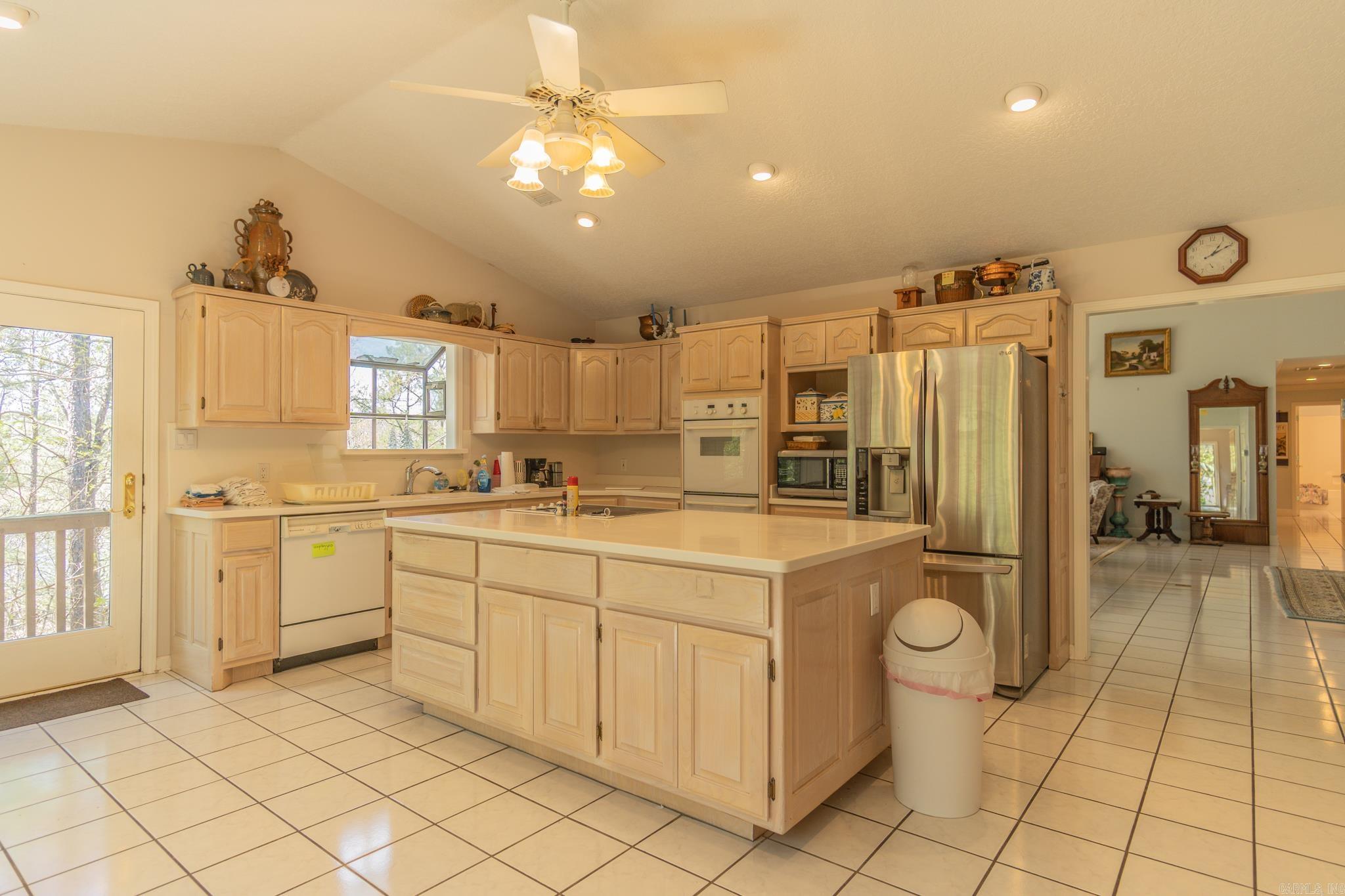 Estancia - Residential