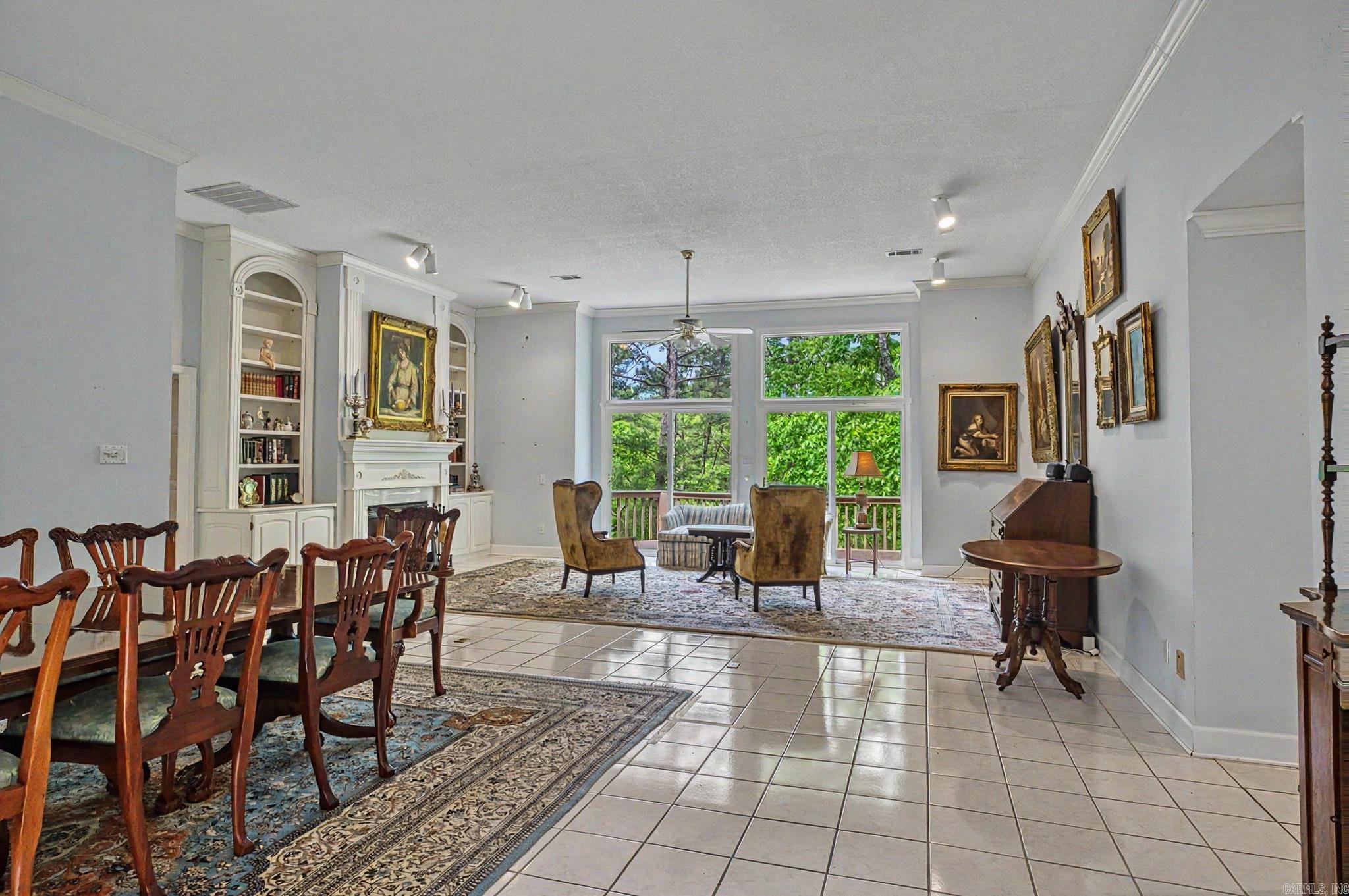 Estancia - Residential