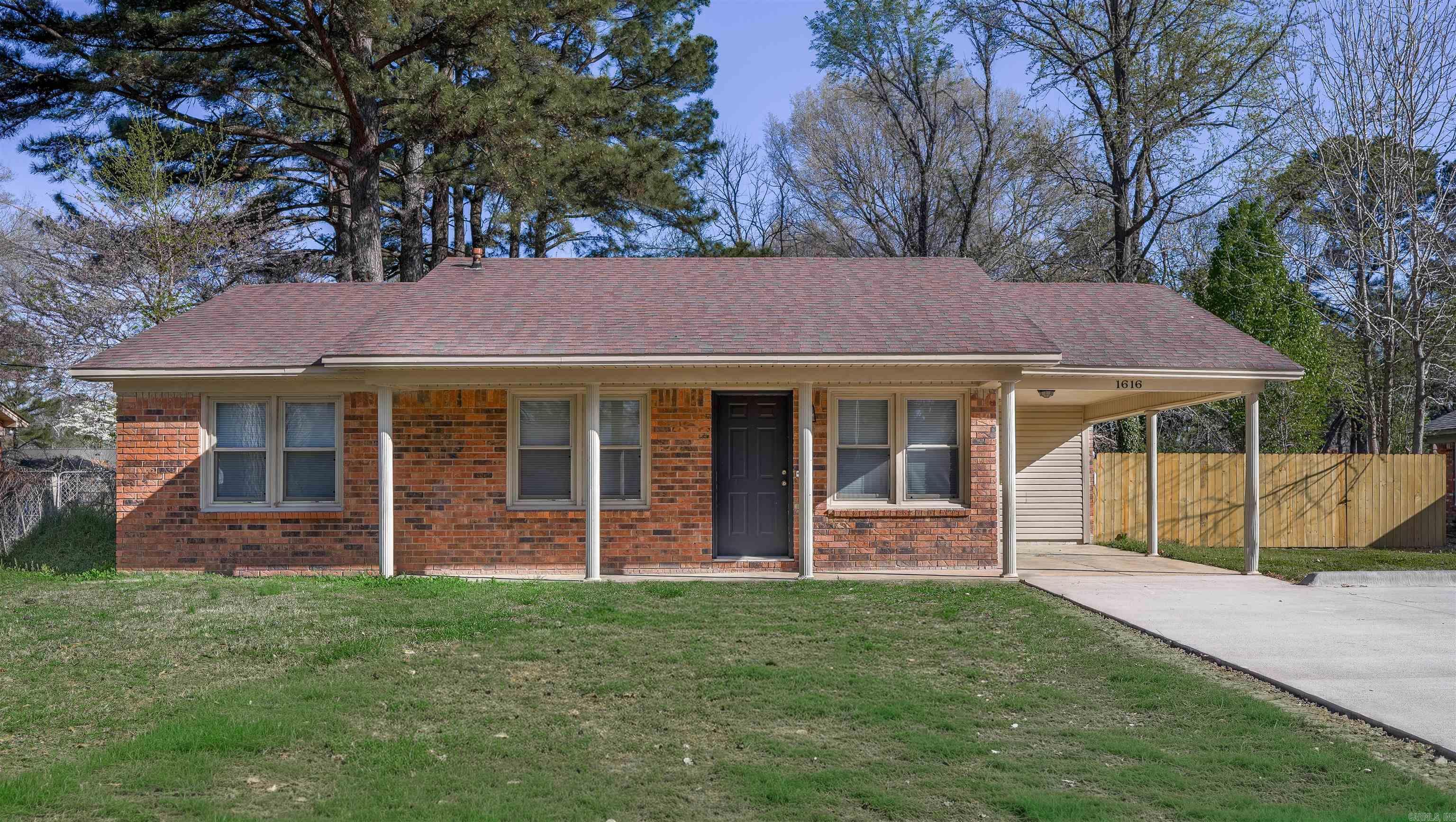 RICHLAND HILLS ADDN - Residential
