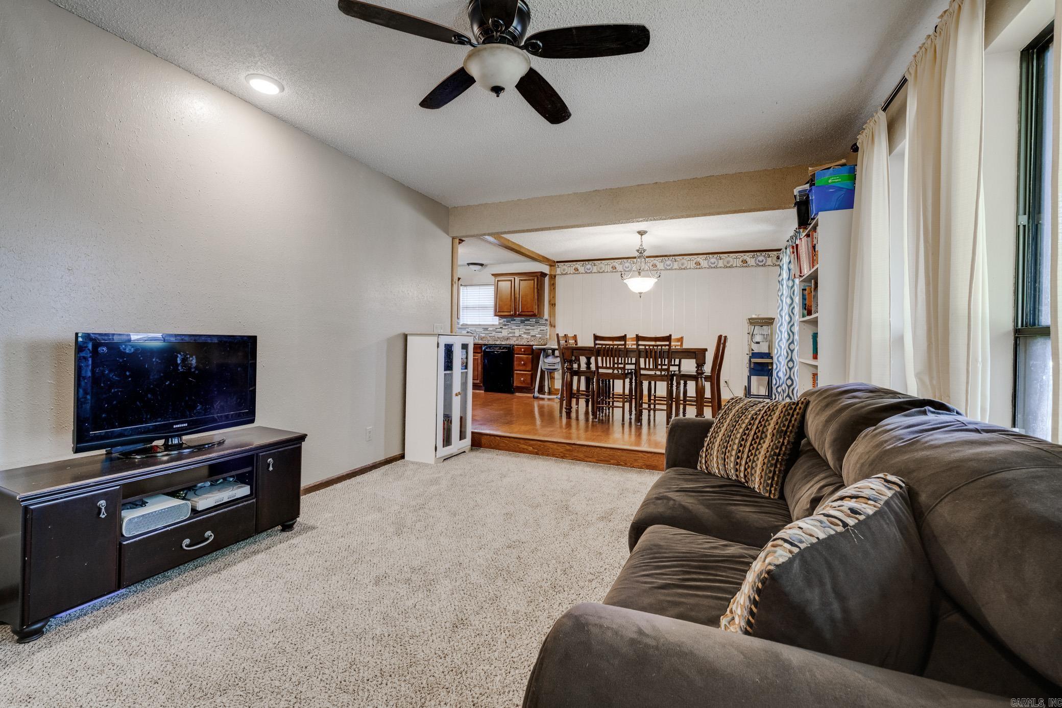 FOXWOOD J - Residential