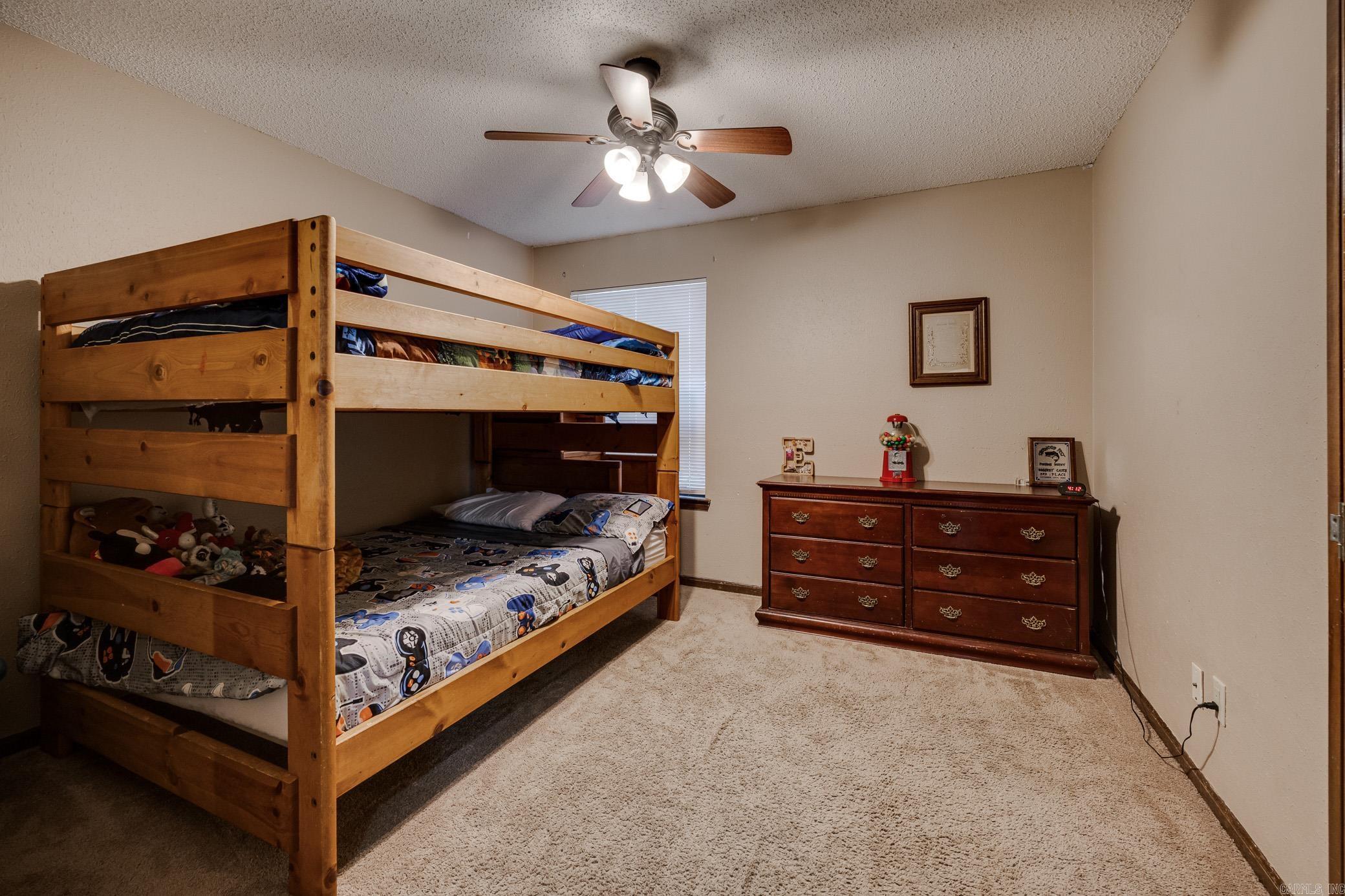 FOXWOOD J - Residential