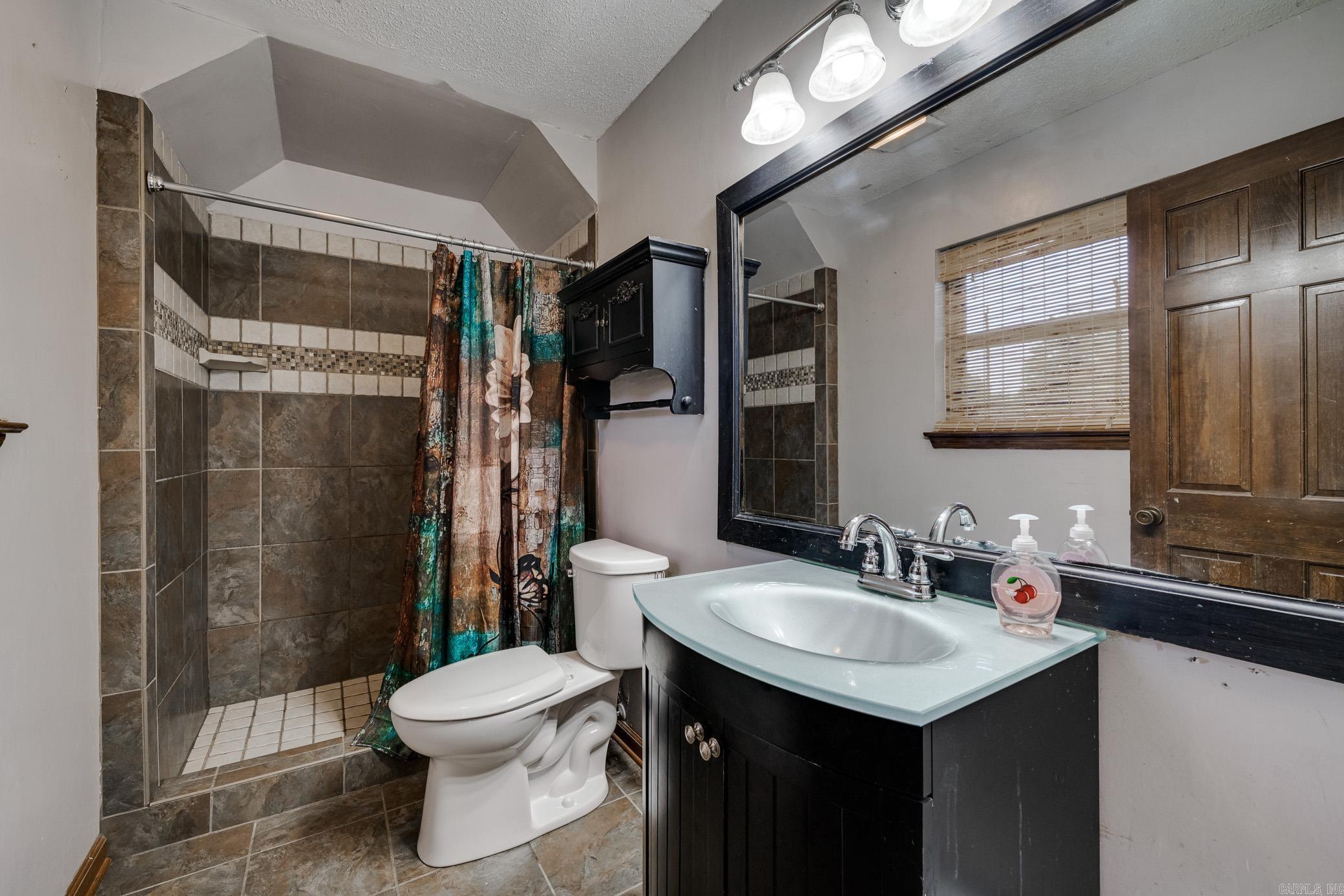FOXWOOD J - Residential