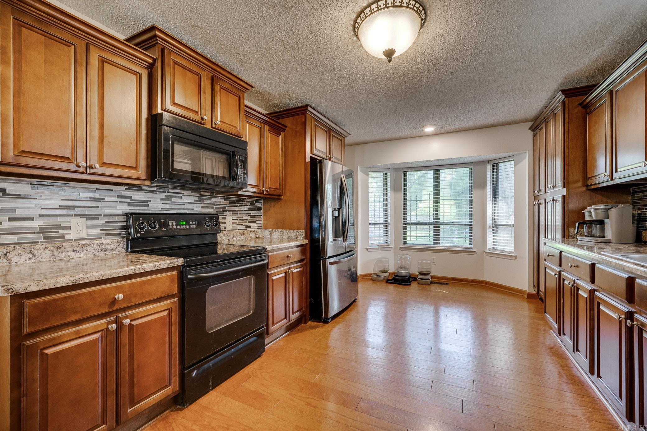 FOXWOOD J - Residential