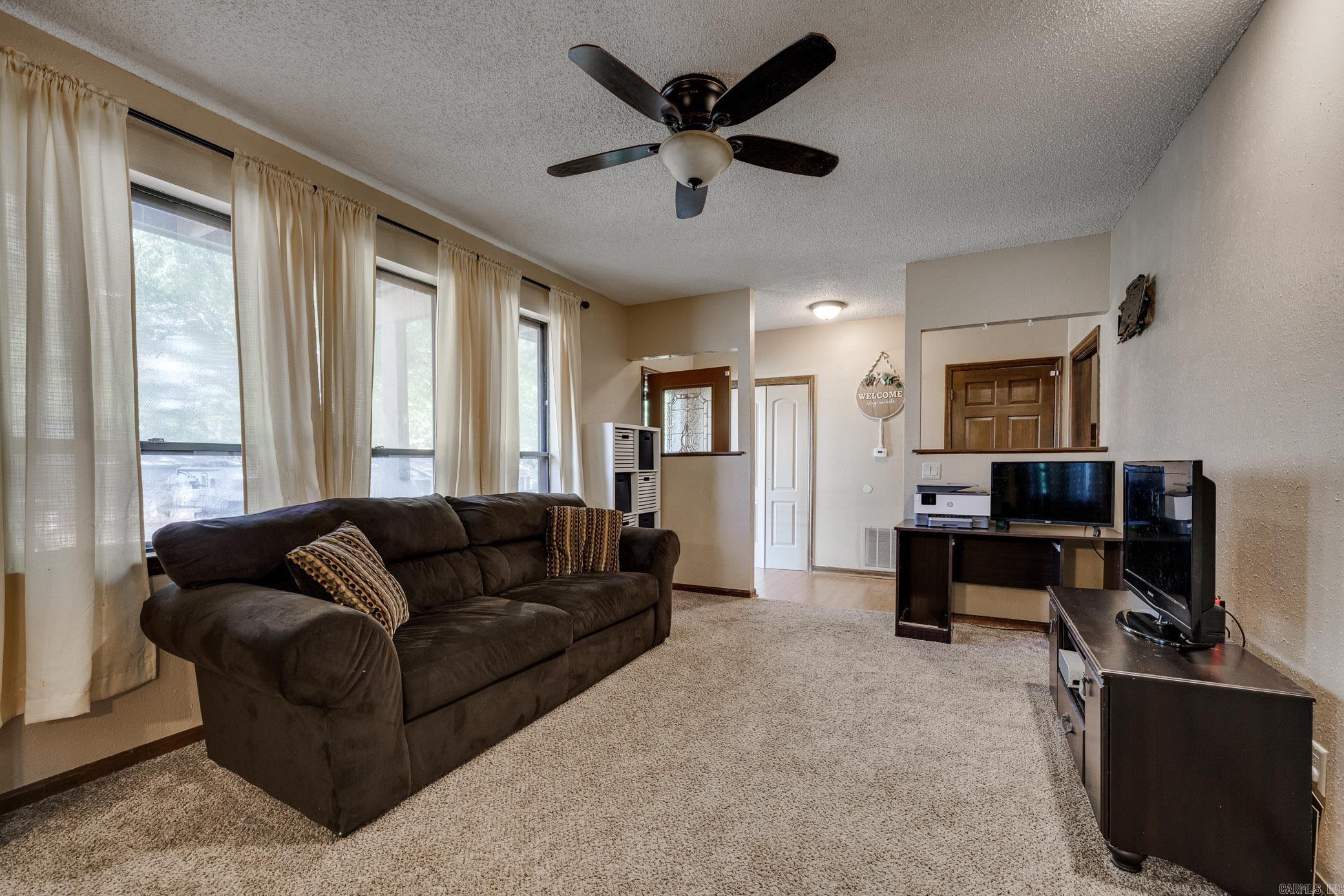 FOXWOOD J - Residential