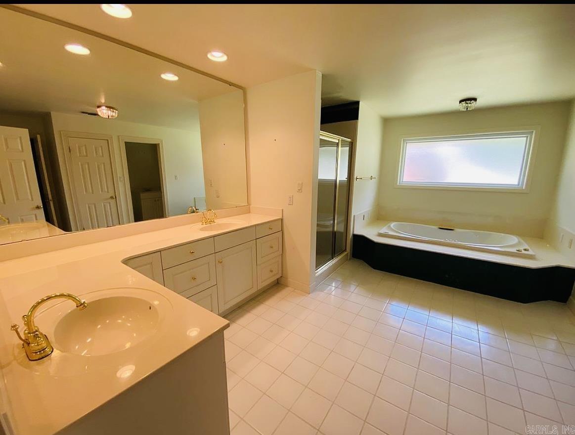 CHAPMAN & DEWEY RIVERSIDE - Residential