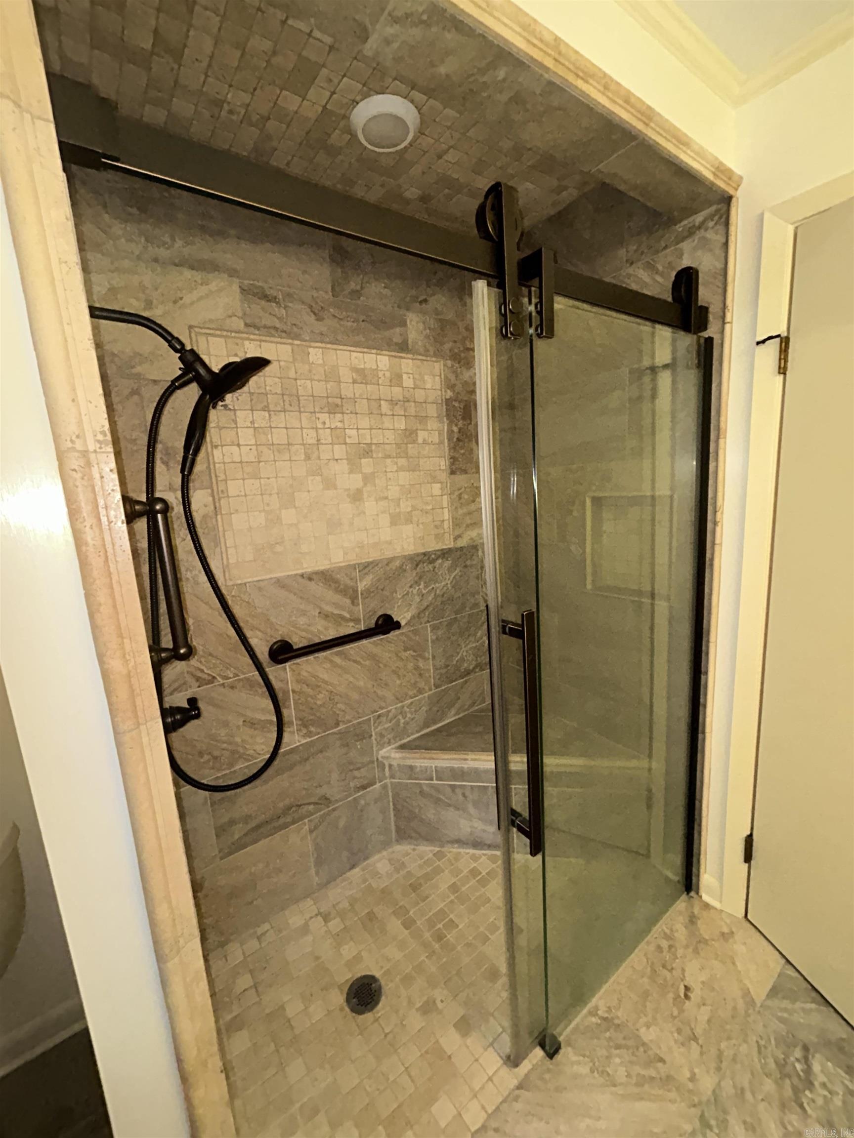 CHAPMAN & DEWEY RIVERSIDE - Residential