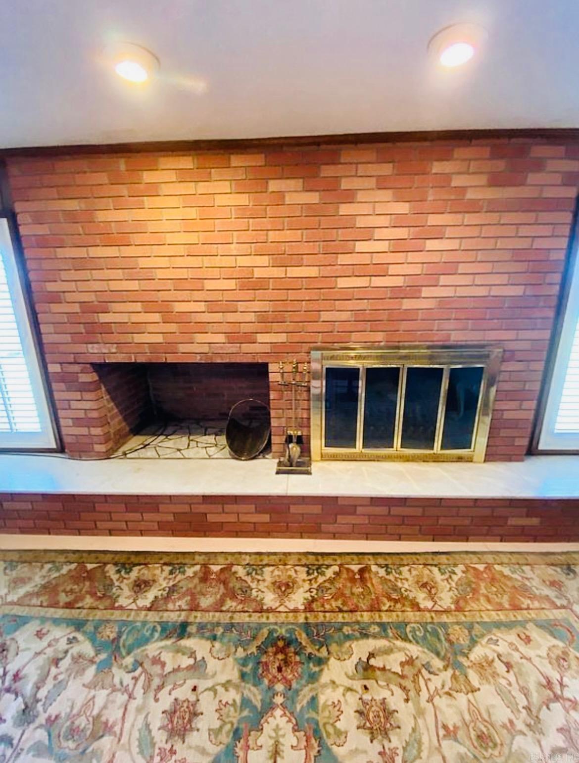 CHAPMAN & DEWEY RIVERSIDE - Residential