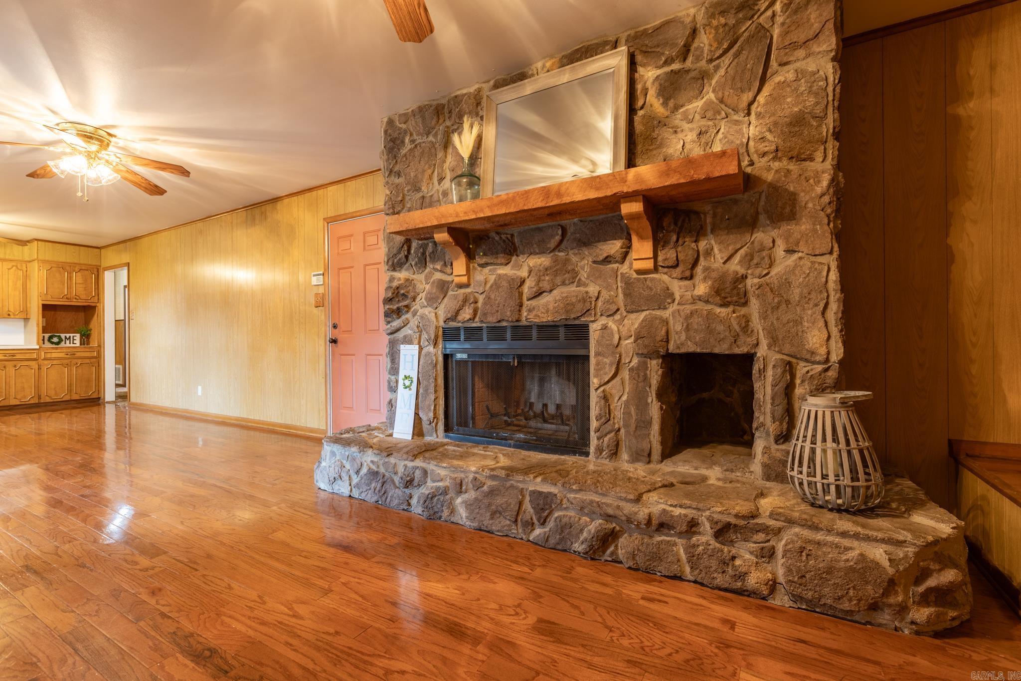 PIKE VIEW - Residential