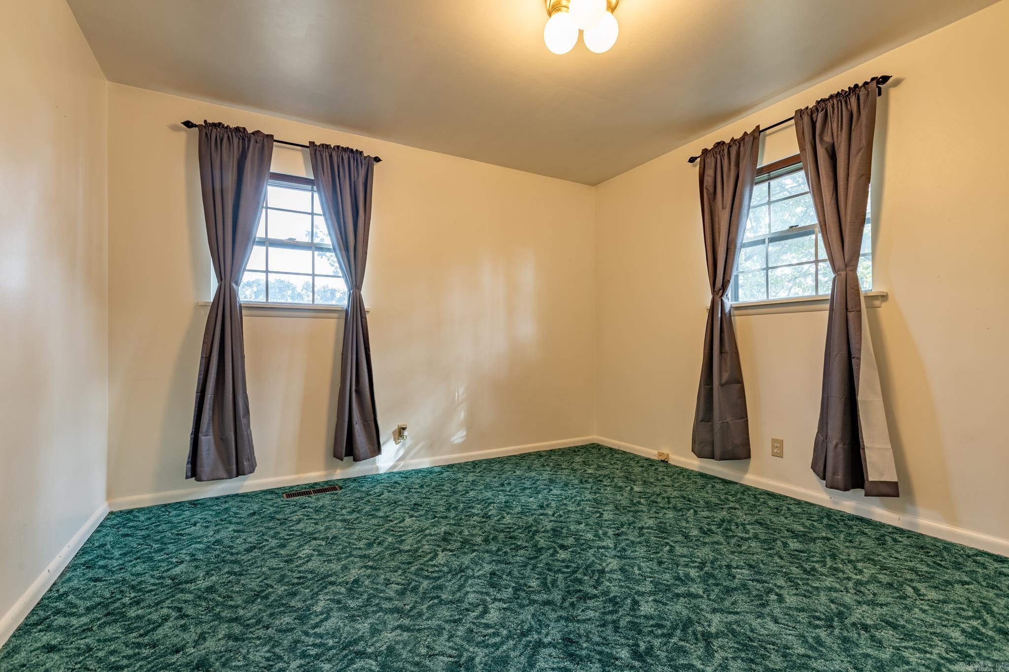 PIKE VIEW - Residential