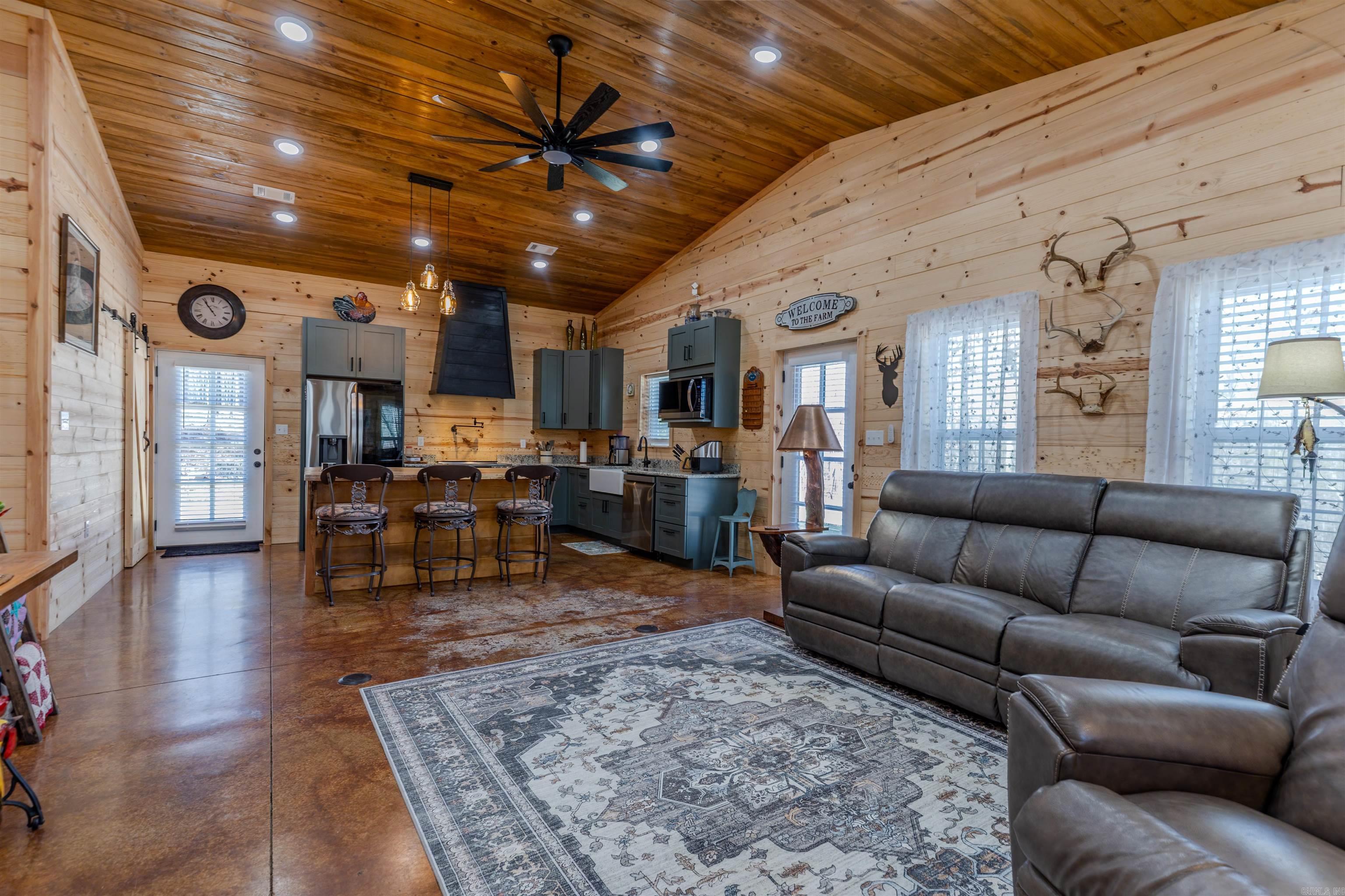 Metes & Bounds - Residential