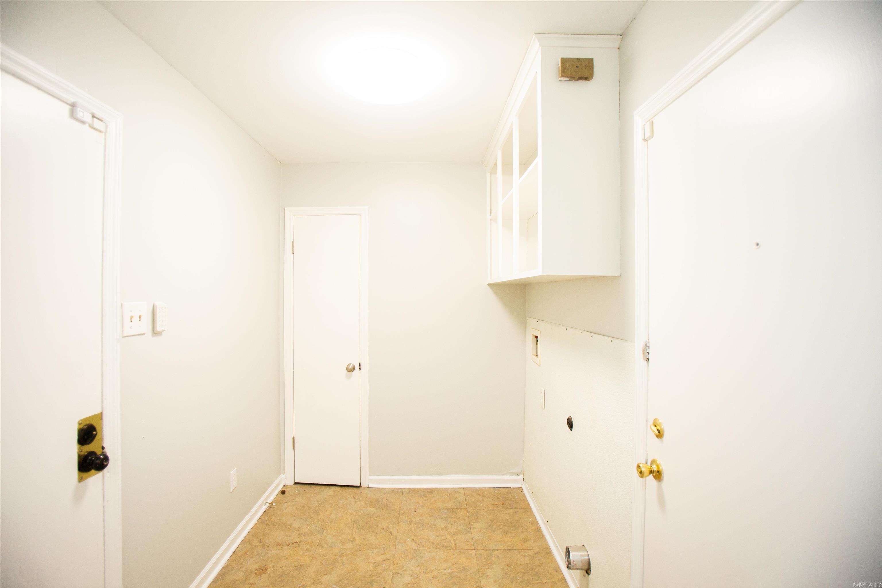 Midwood Manor - Residential Lease