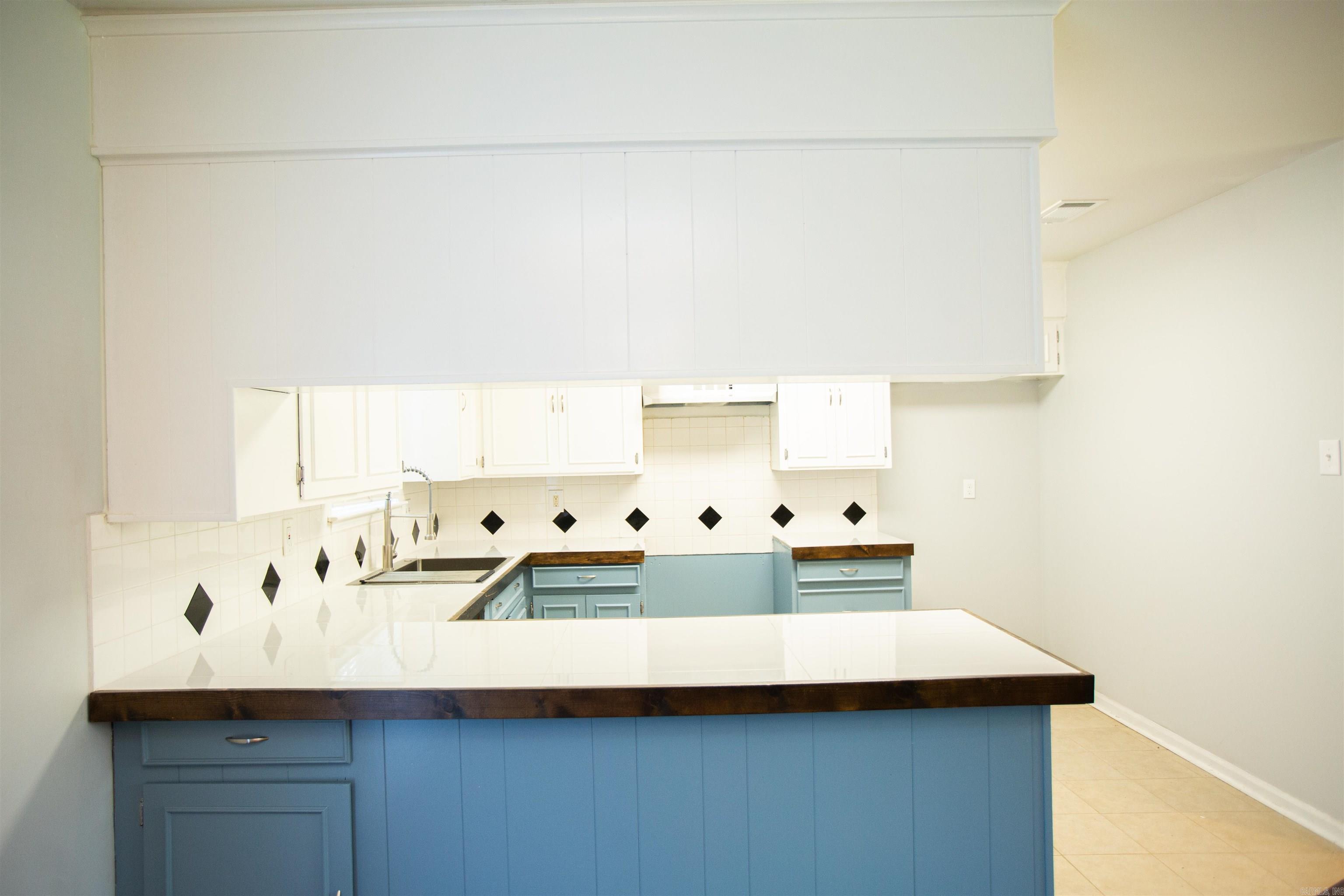 Midwood Manor - Residential Lease