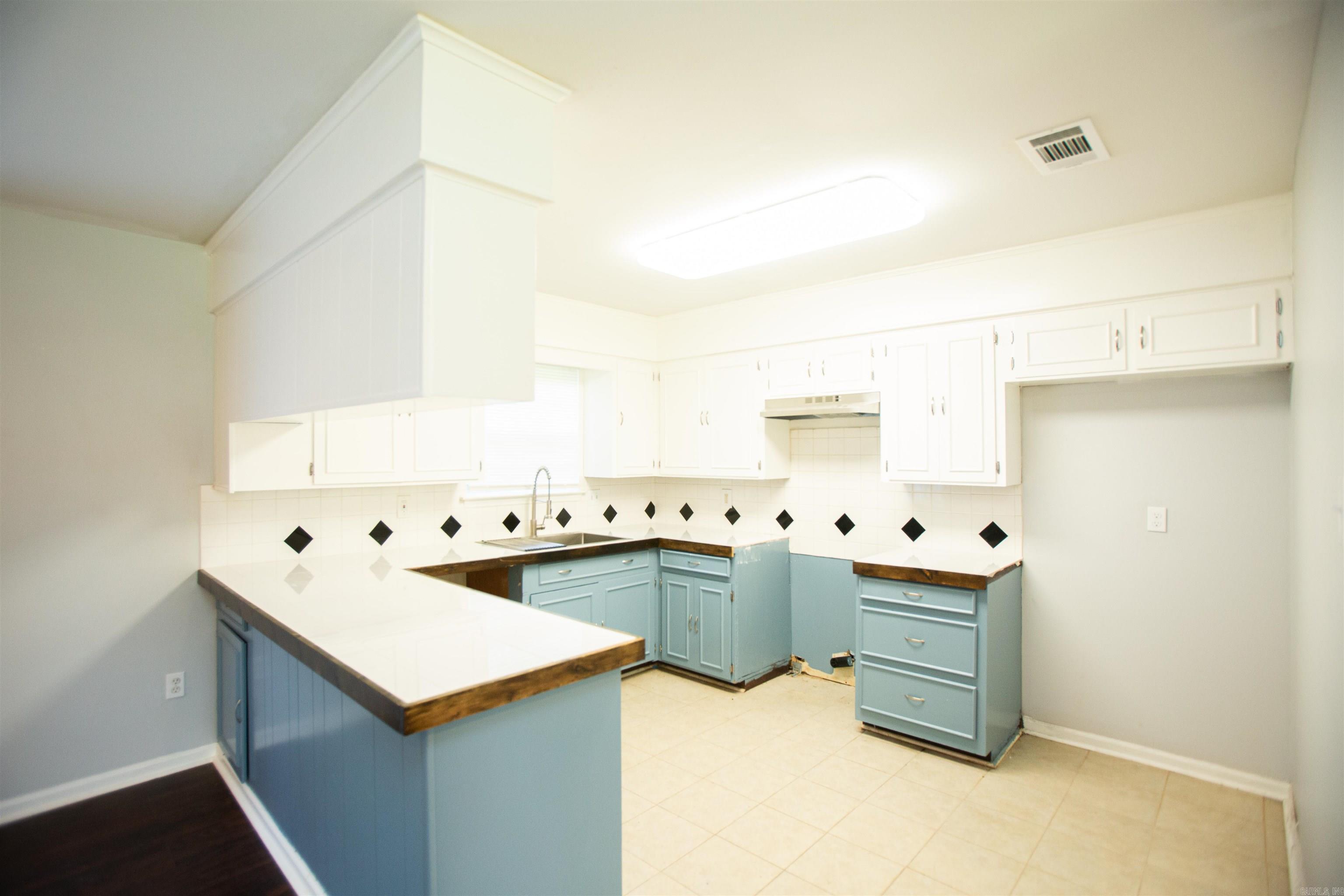 Midwood Manor - Residential Lease