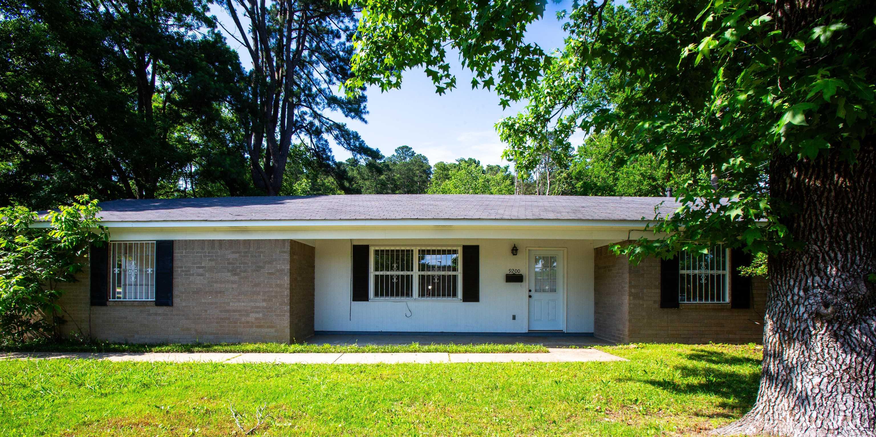 Midwood Manor - Residential Lease