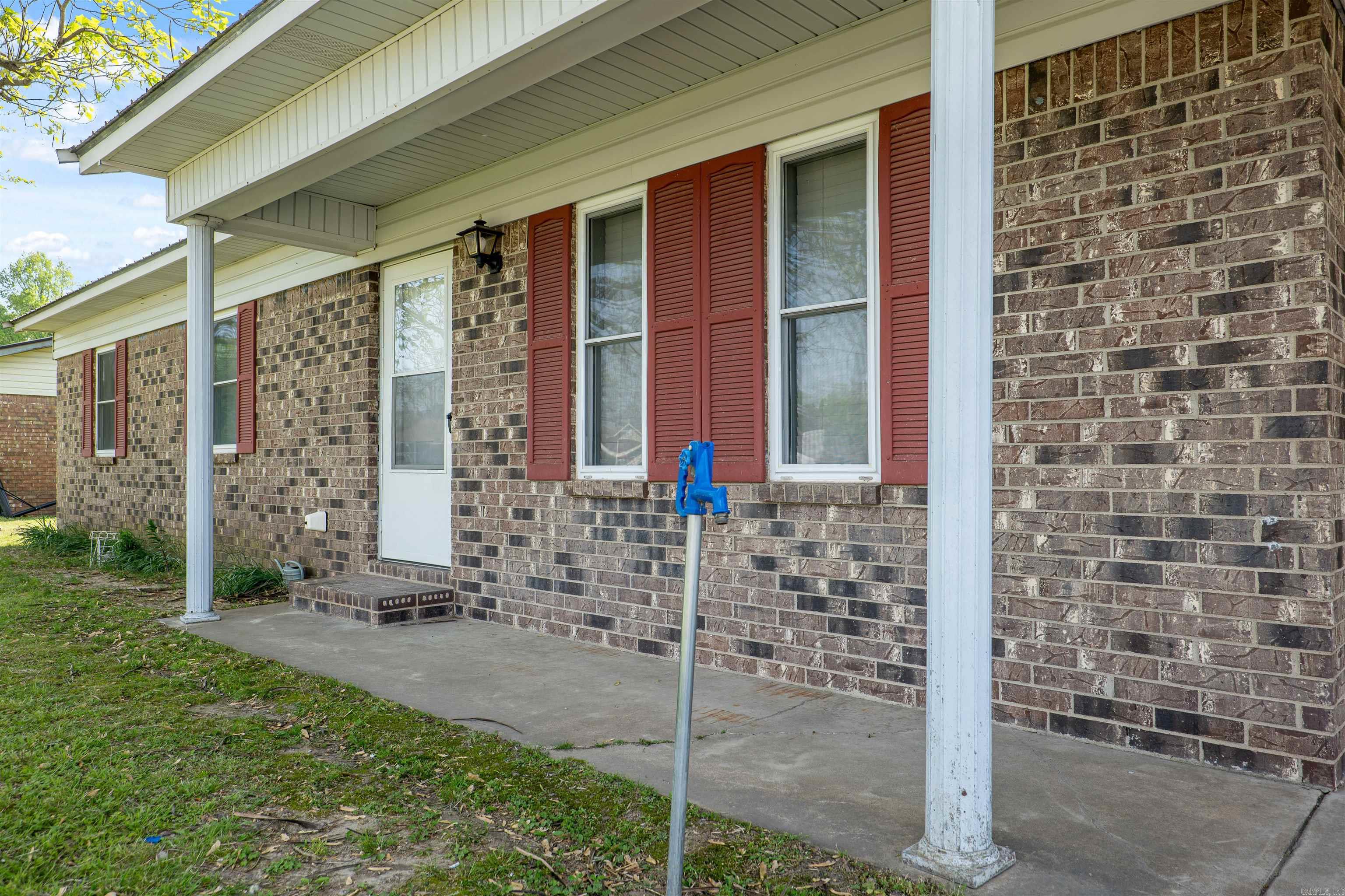 WOODLAND ACRES - Residential