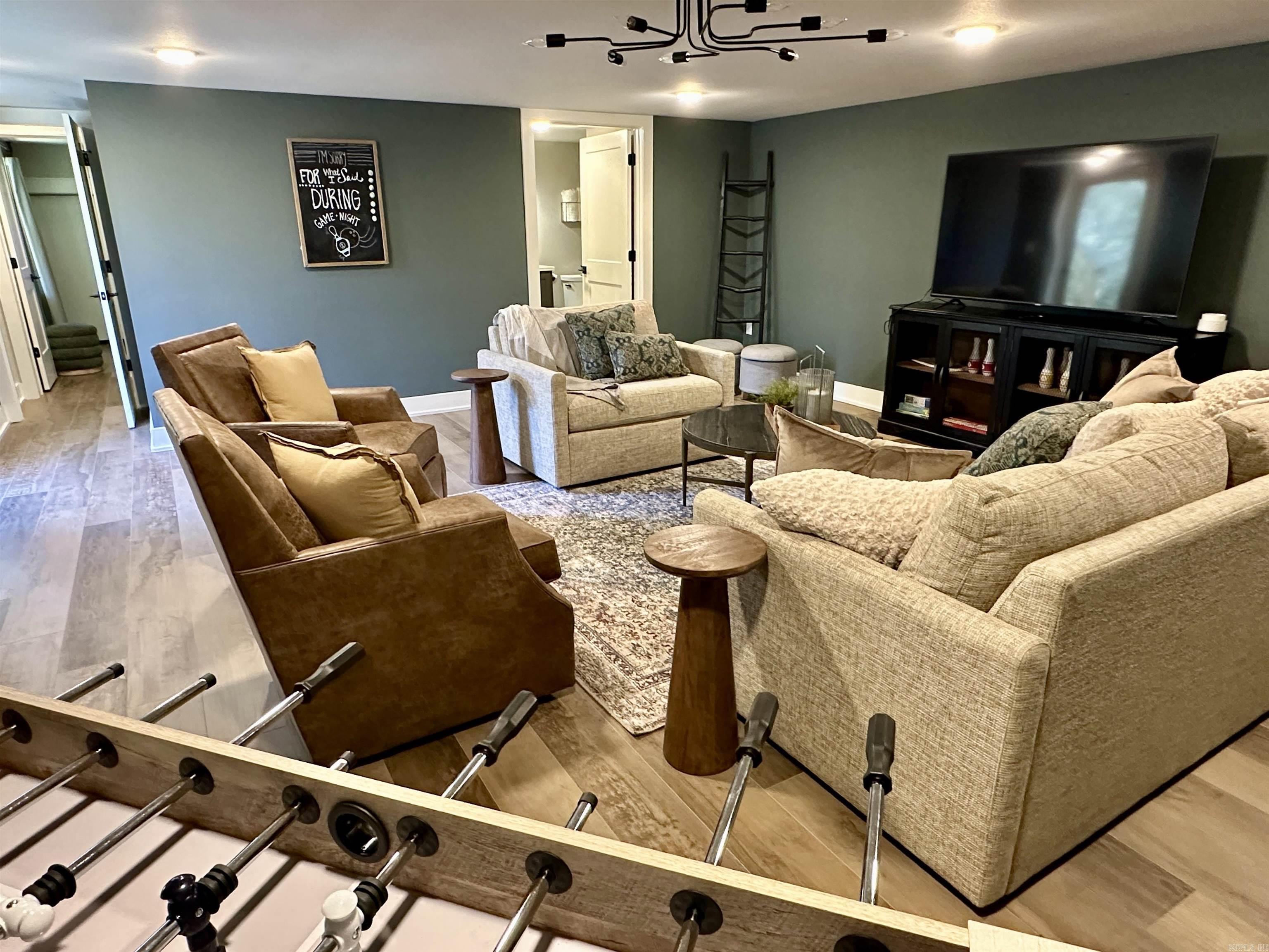 NARRA WOODS - Residential