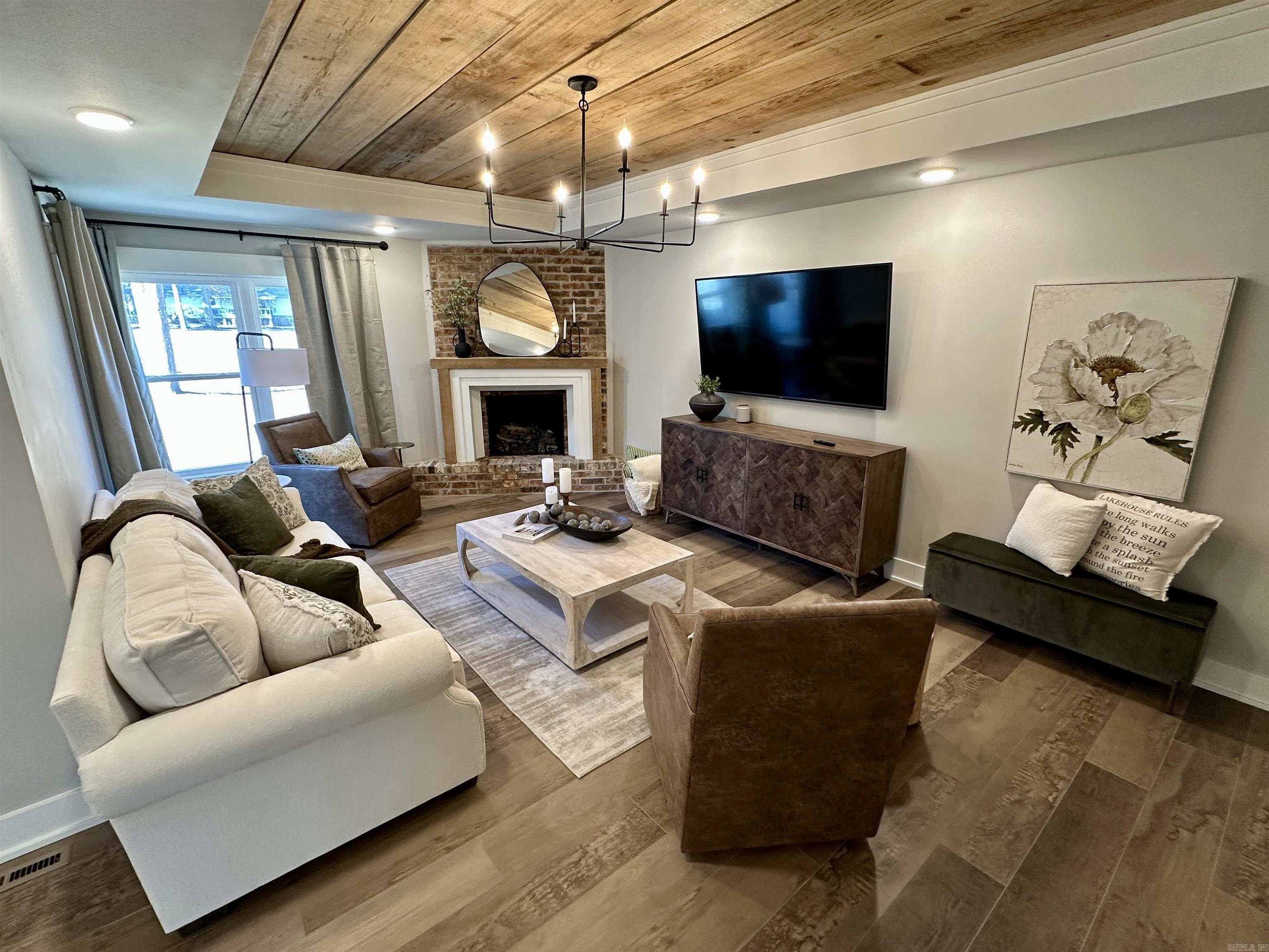 NARRA WOODS - Residential