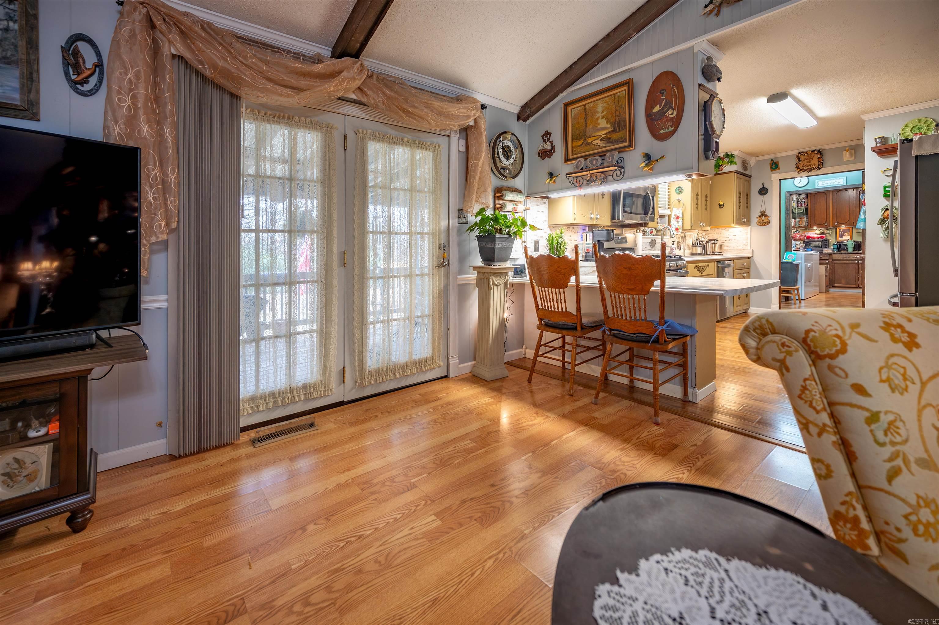 EAST MAIN - Residential