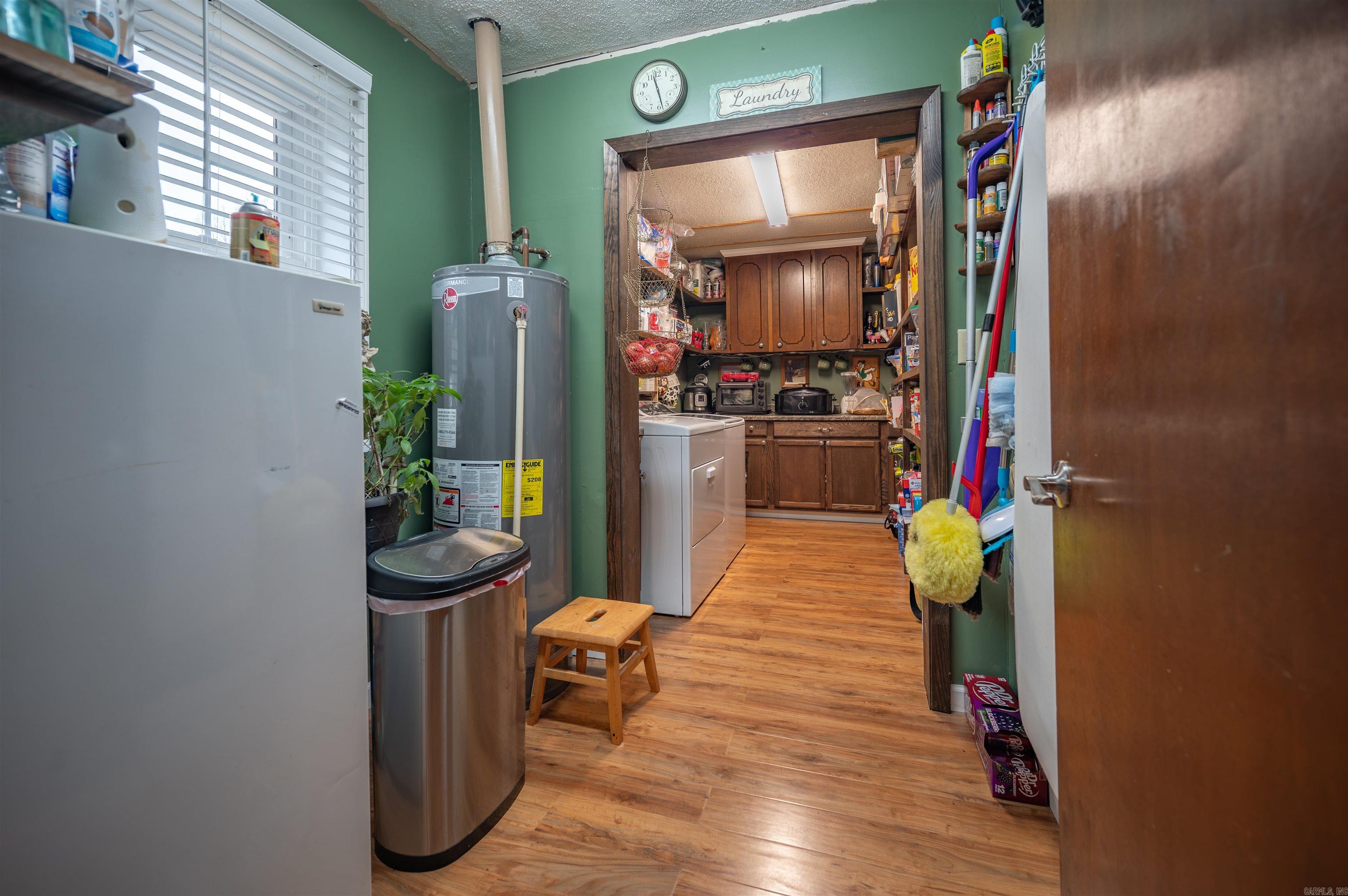 EAST MAIN - Residential