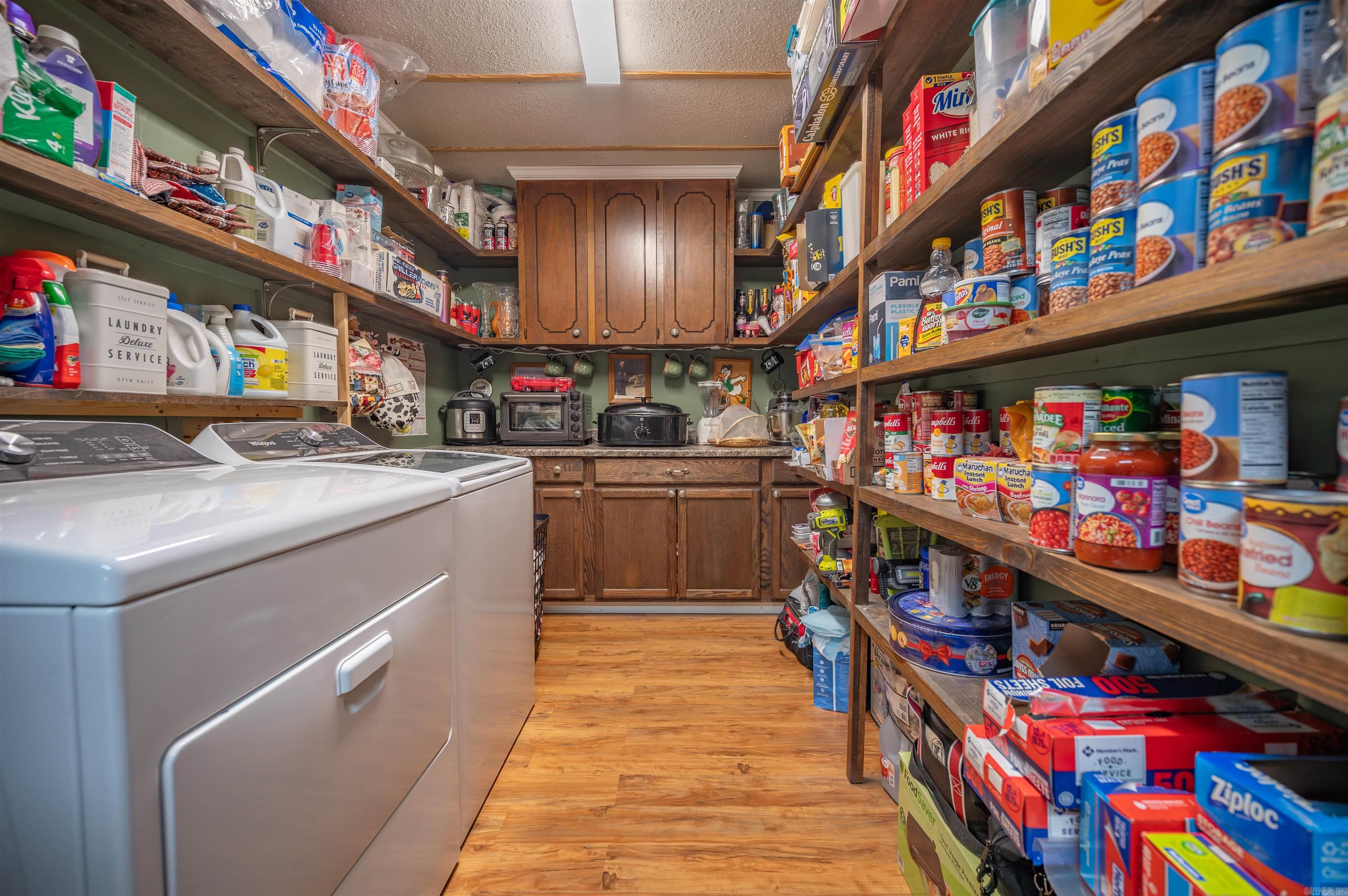 EAST MAIN - Residential