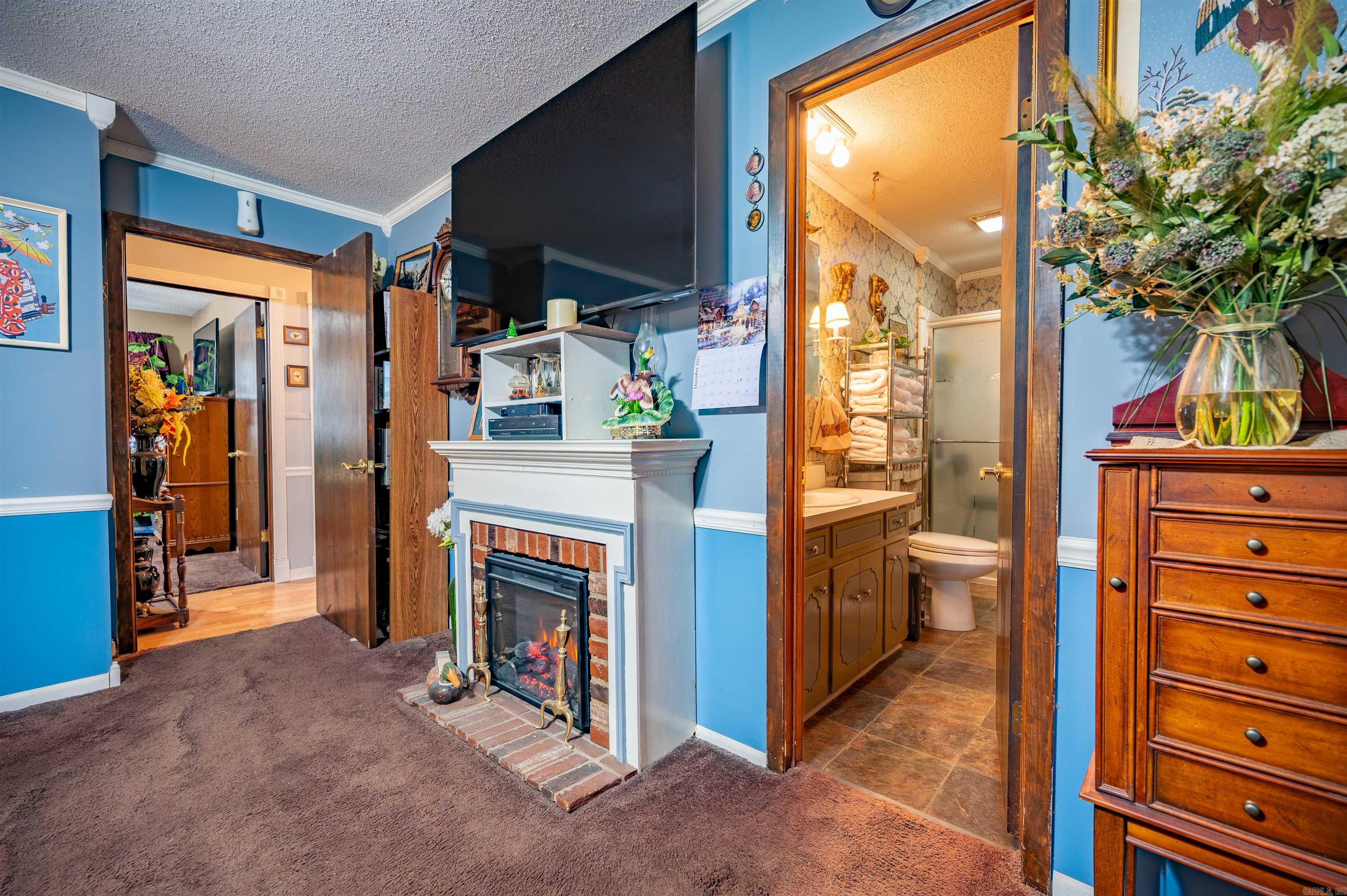 EAST MAIN - Residential