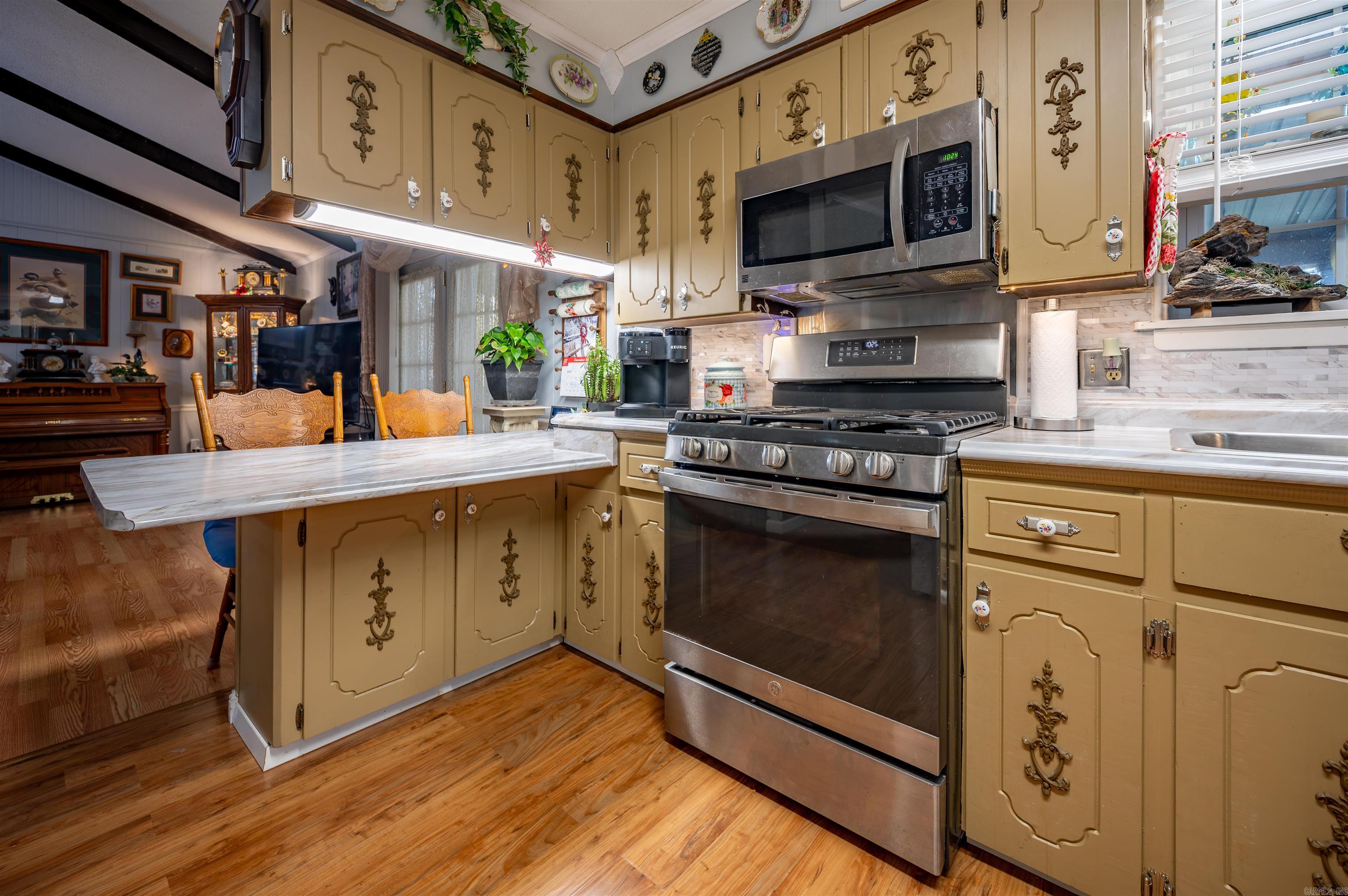 EAST MAIN - Residential