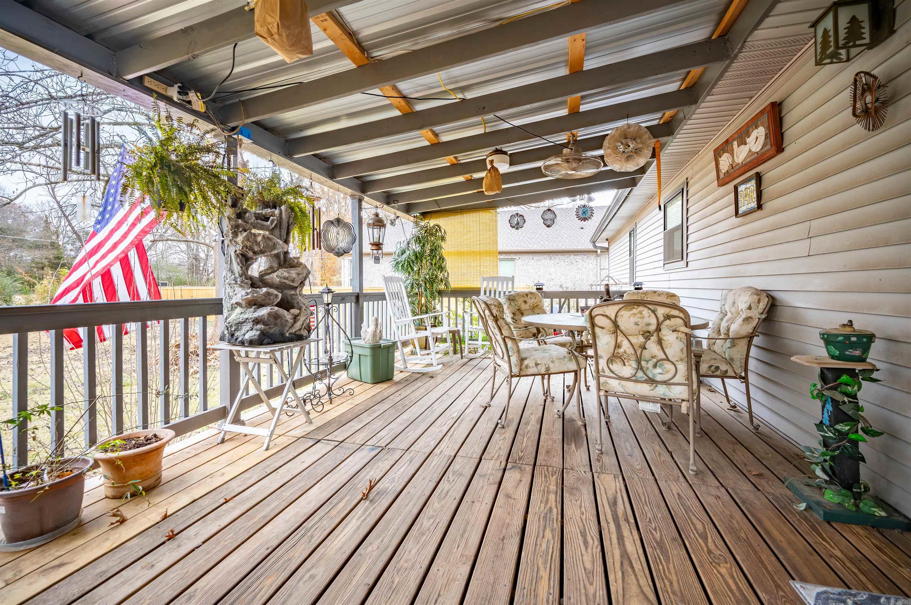 EAST MAIN - Residential