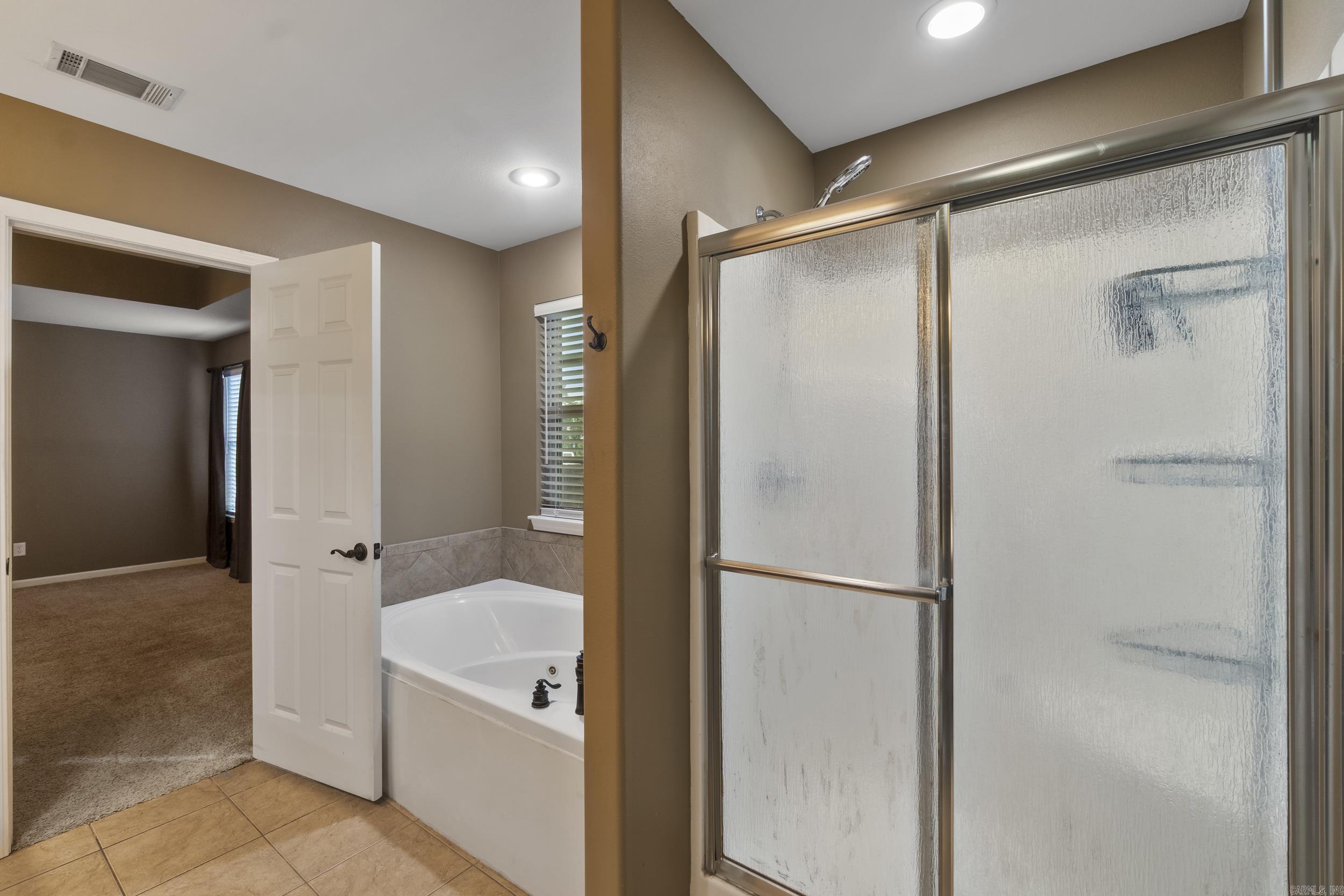 EMERALD MOUNTAIN - Residential