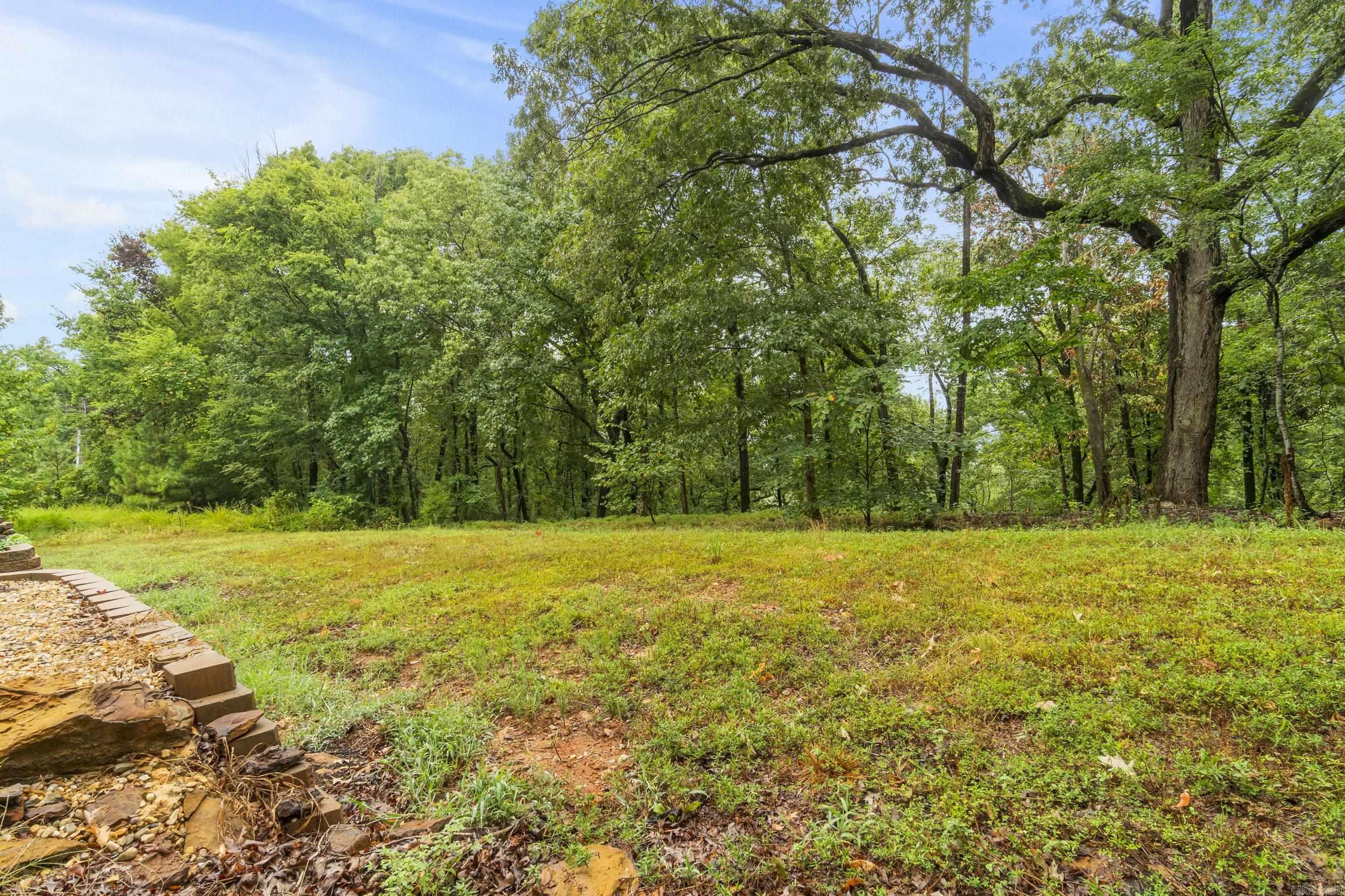 EMERALD MOUNTAIN - Residential