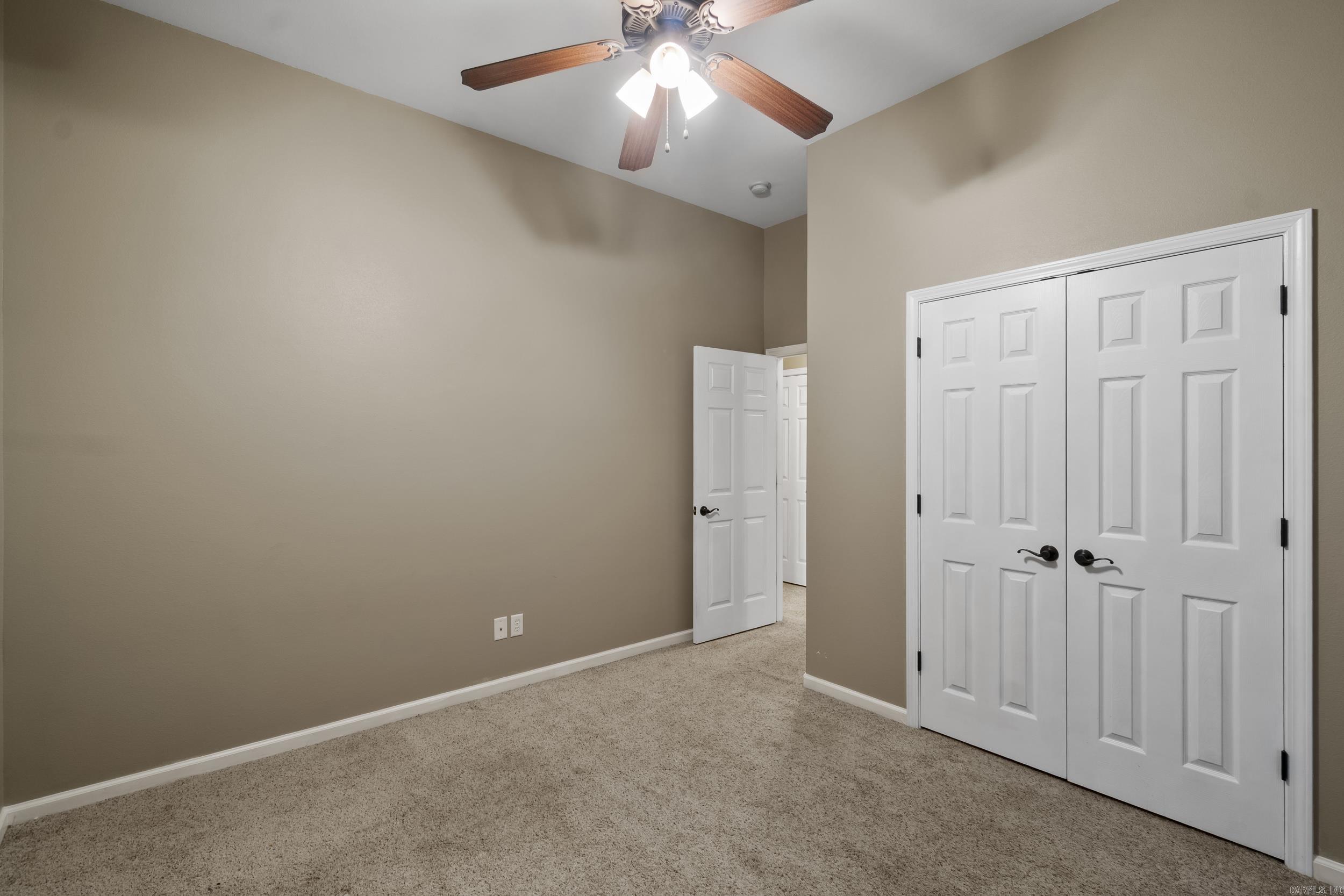 EMERALD MOUNTAIN - Residential