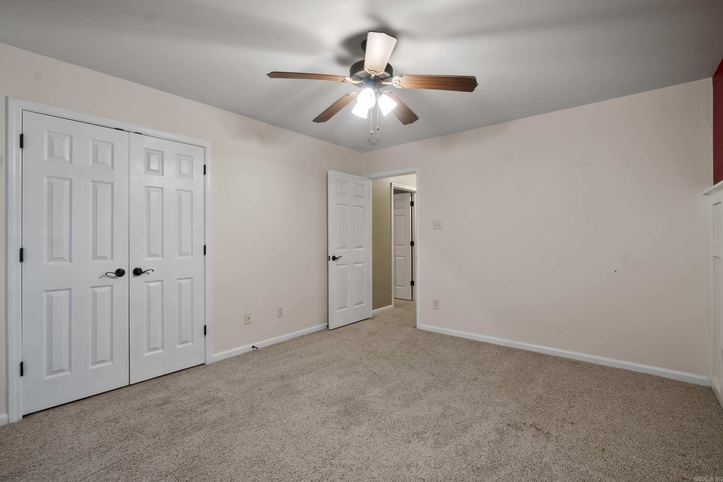 EMERALD MOUNTAIN - Residential