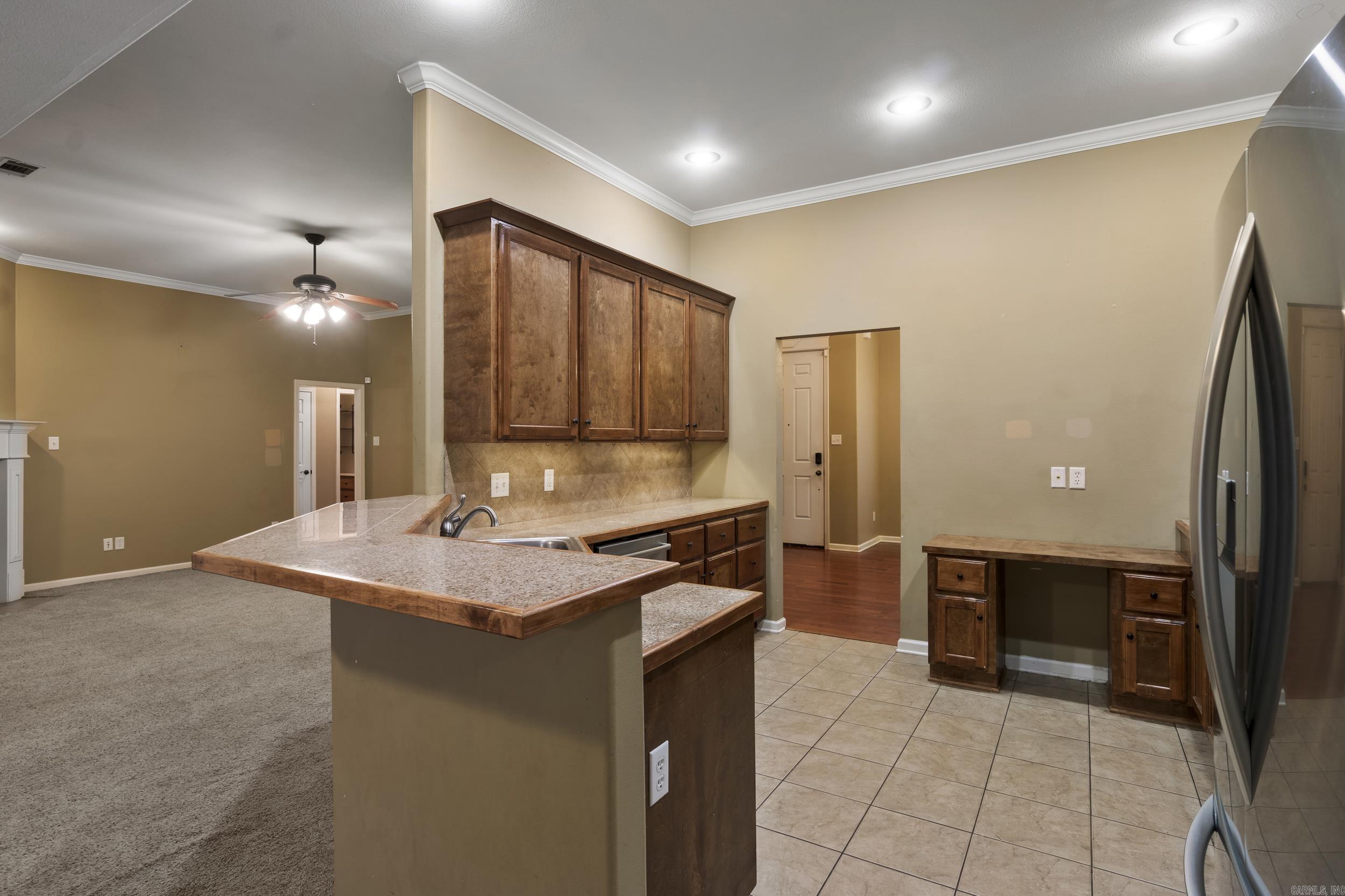 EMERALD MOUNTAIN - Residential