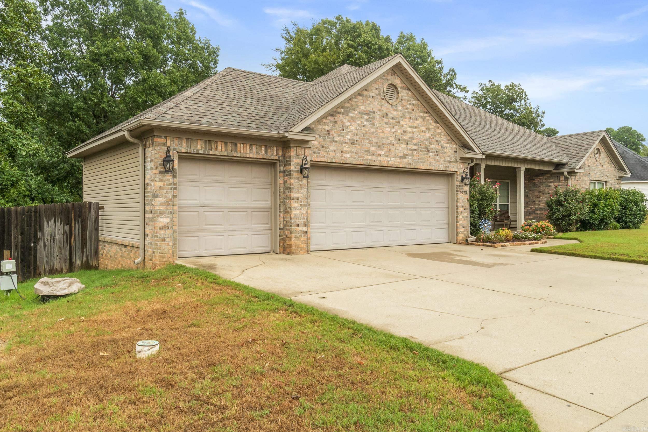 EMERALD MOUNTAIN - Residential