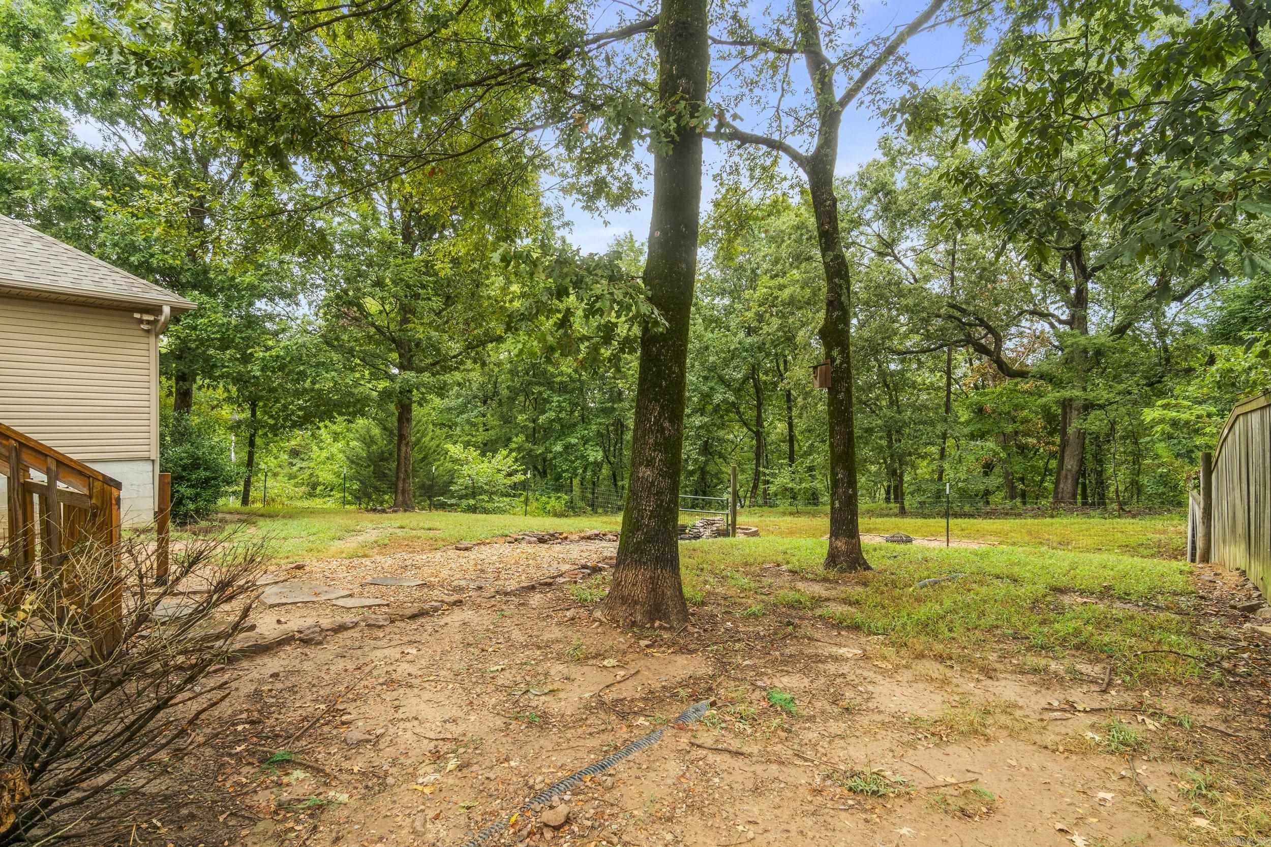 EMERALD MOUNTAIN - Residential