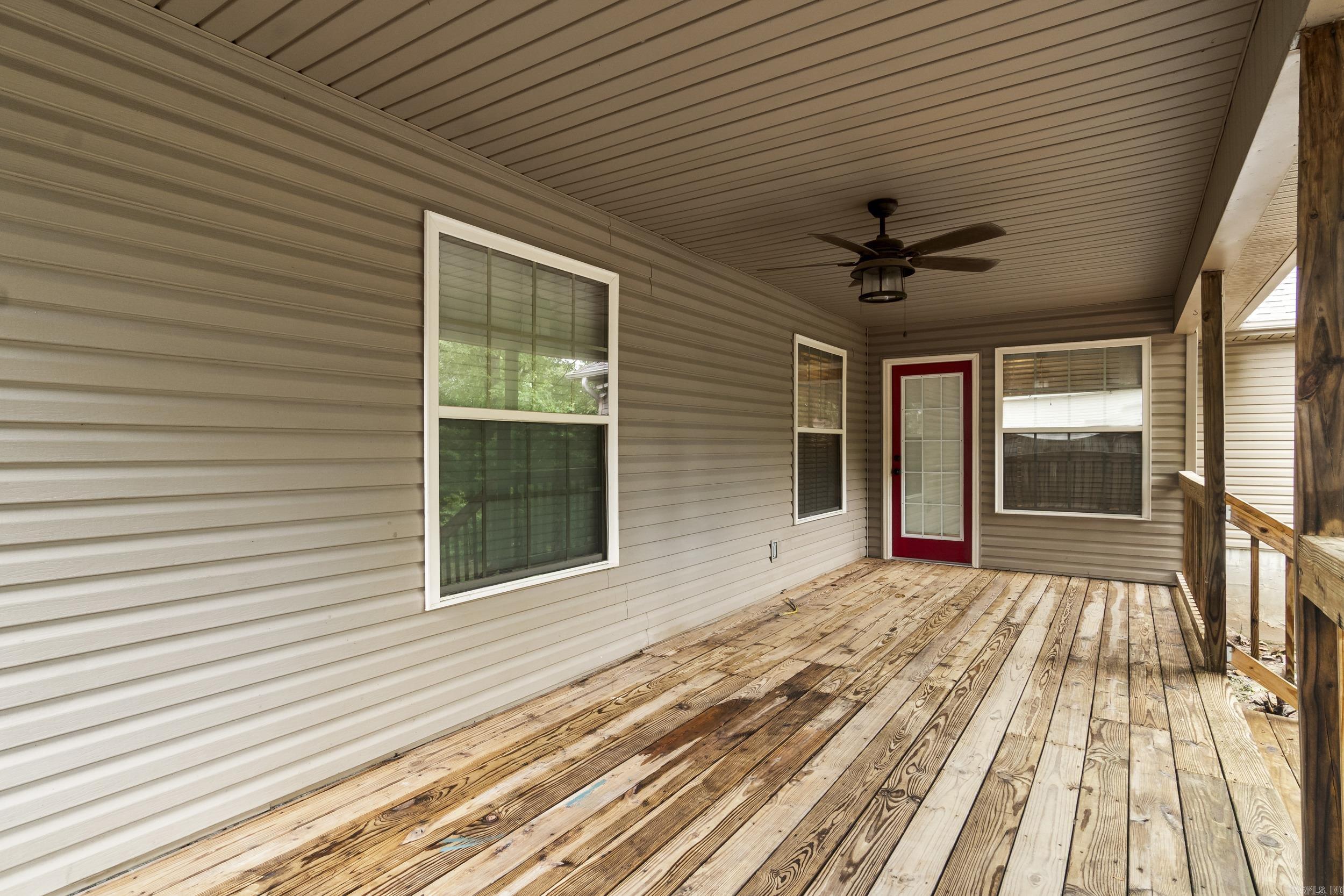 EMERALD MOUNTAIN - Residential