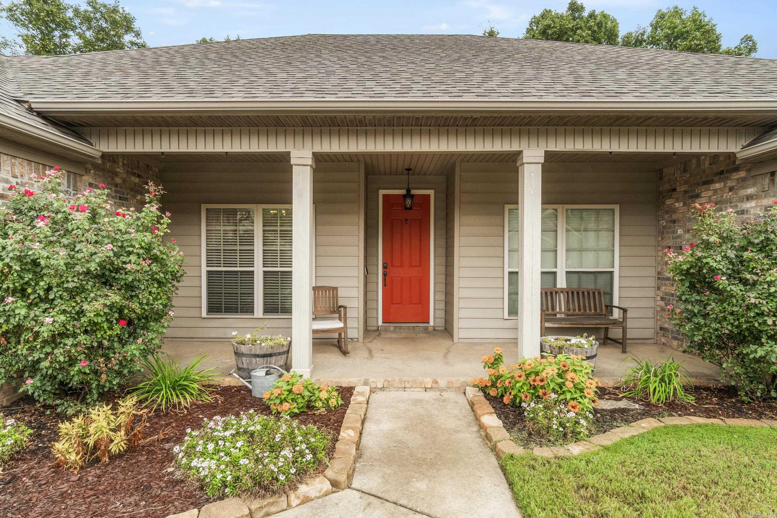 EMERALD MOUNTAIN - Residential