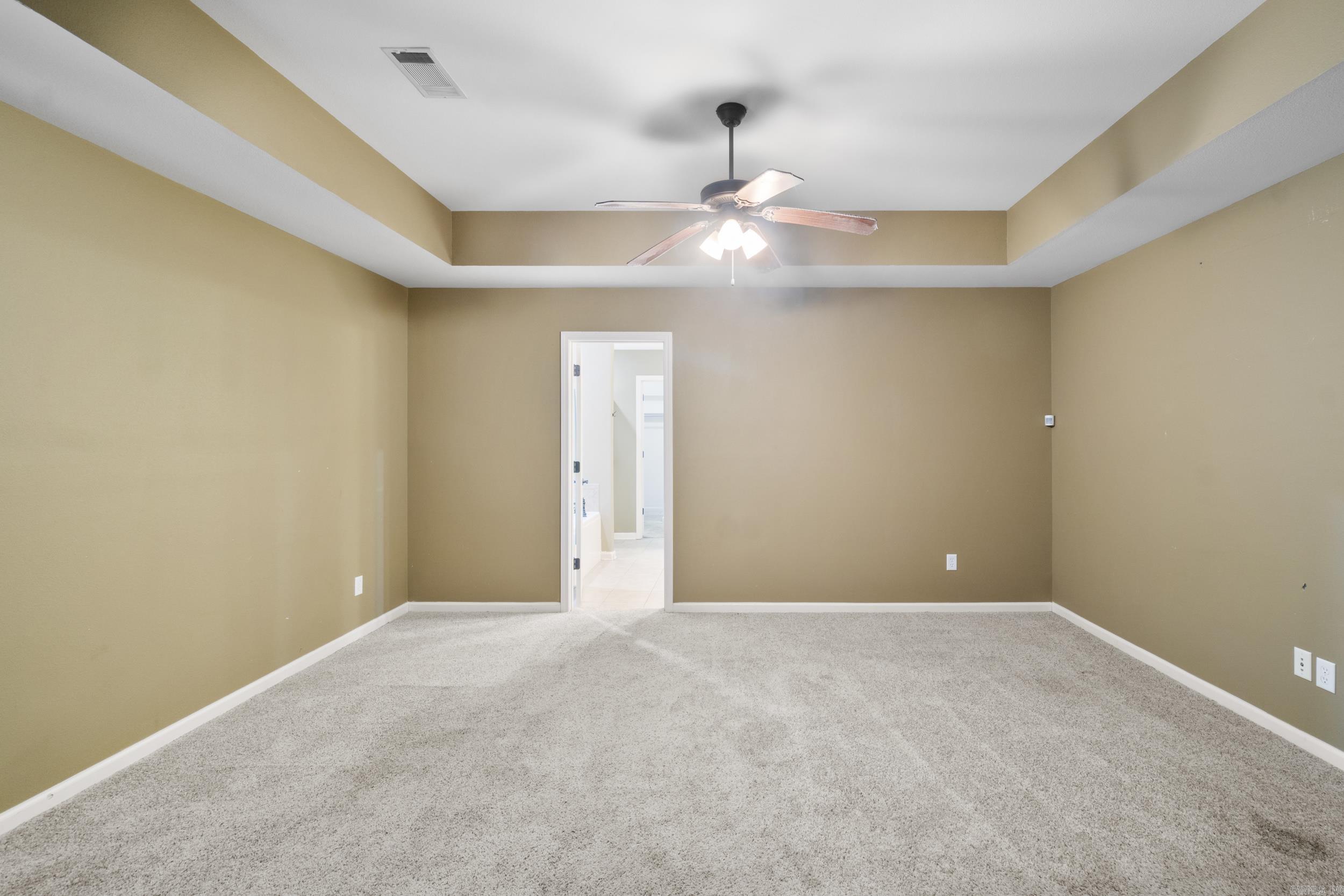 EMERALD MOUNTAIN - Residential