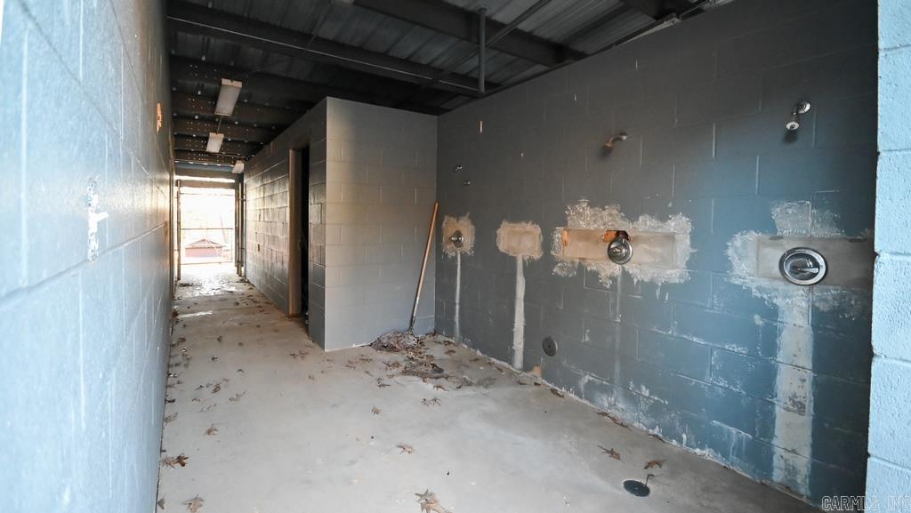 Metes & Bounds - Commercial Sale