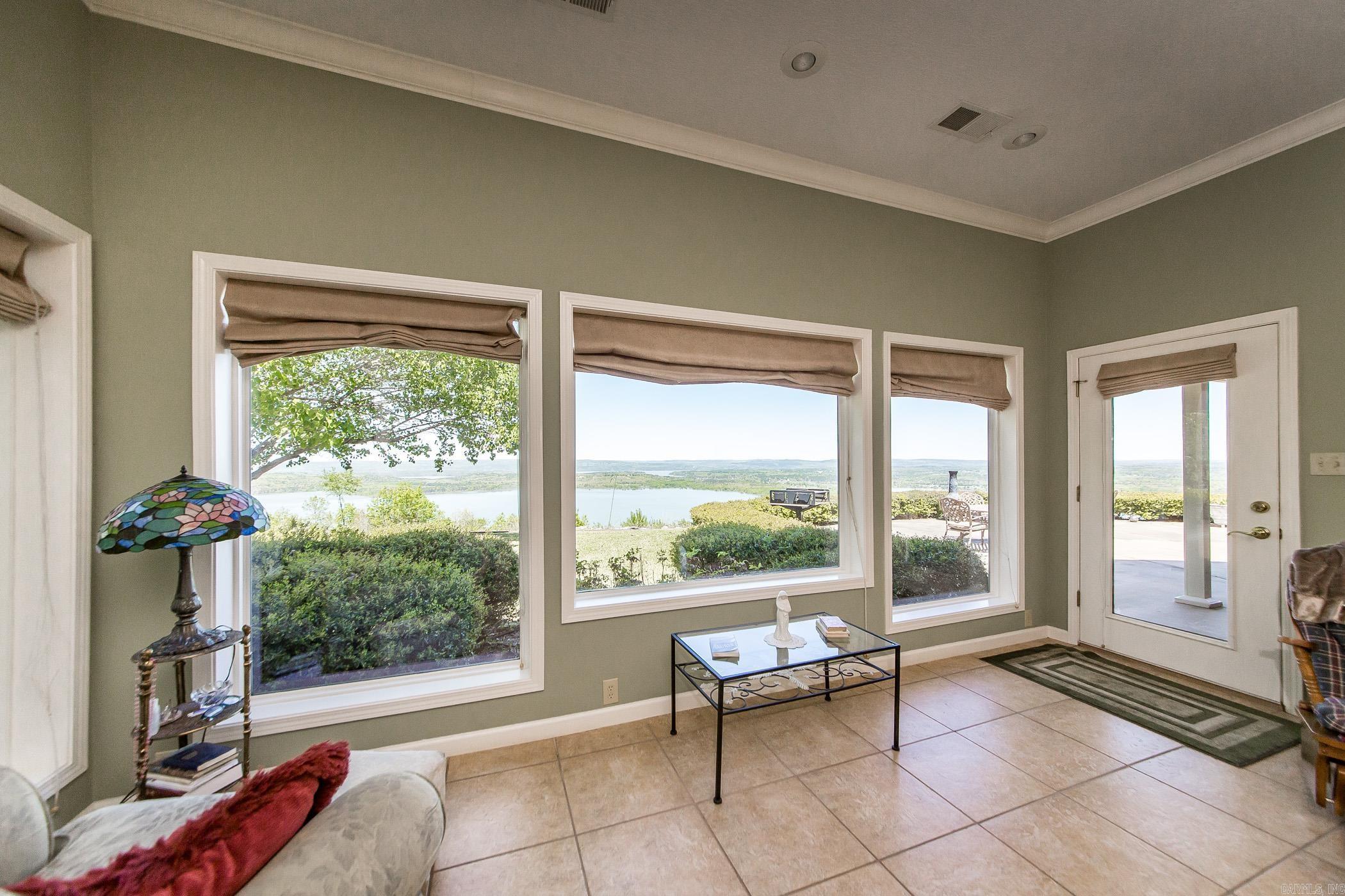 CLIFFVIEW TRACTS - Residential