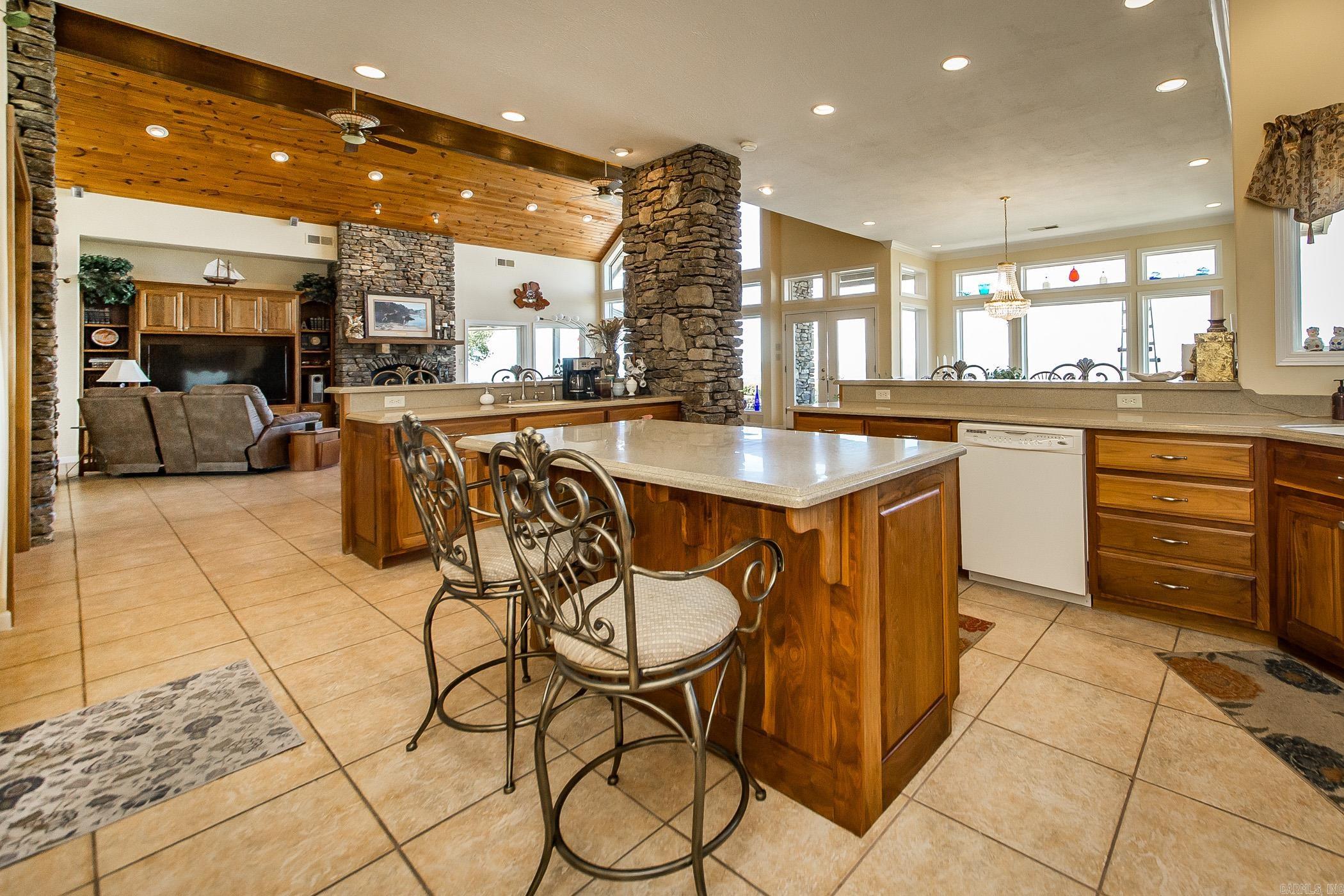 CLIFFVIEW TRACTS - Residential