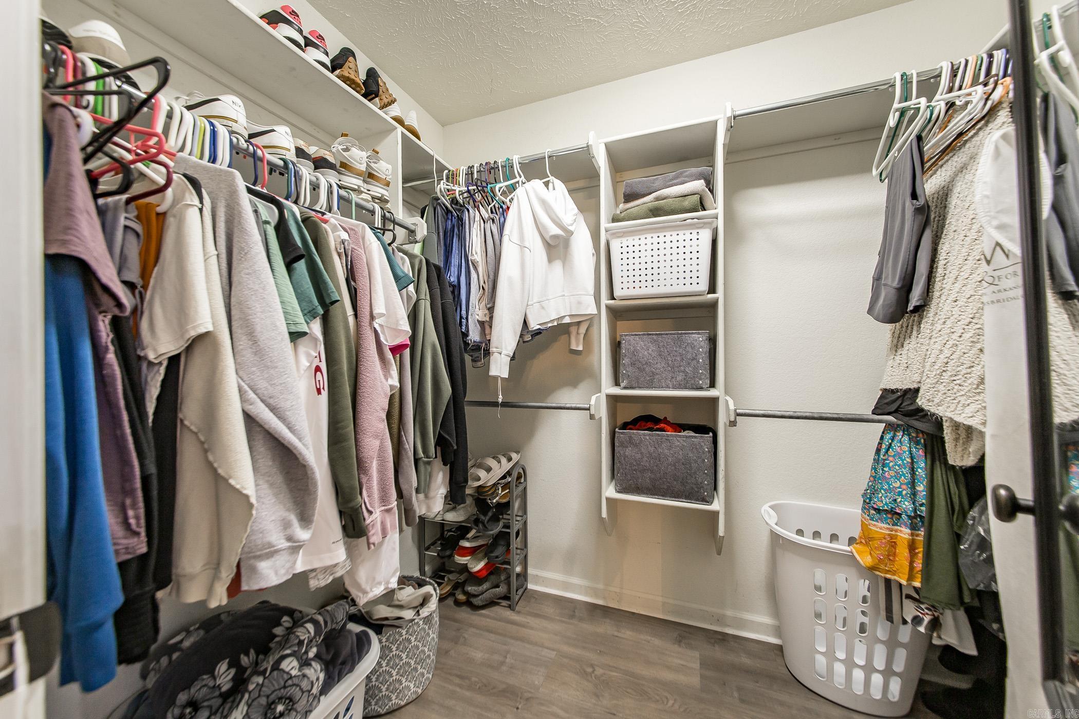 BOBWHITE - Residential