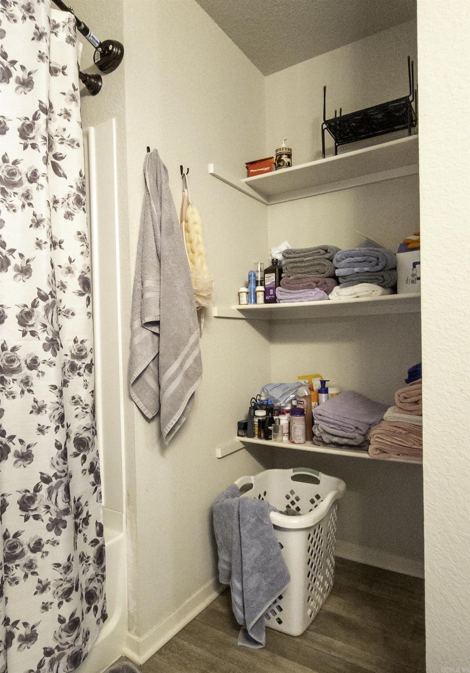 TERRACE MEADOWS - Residential