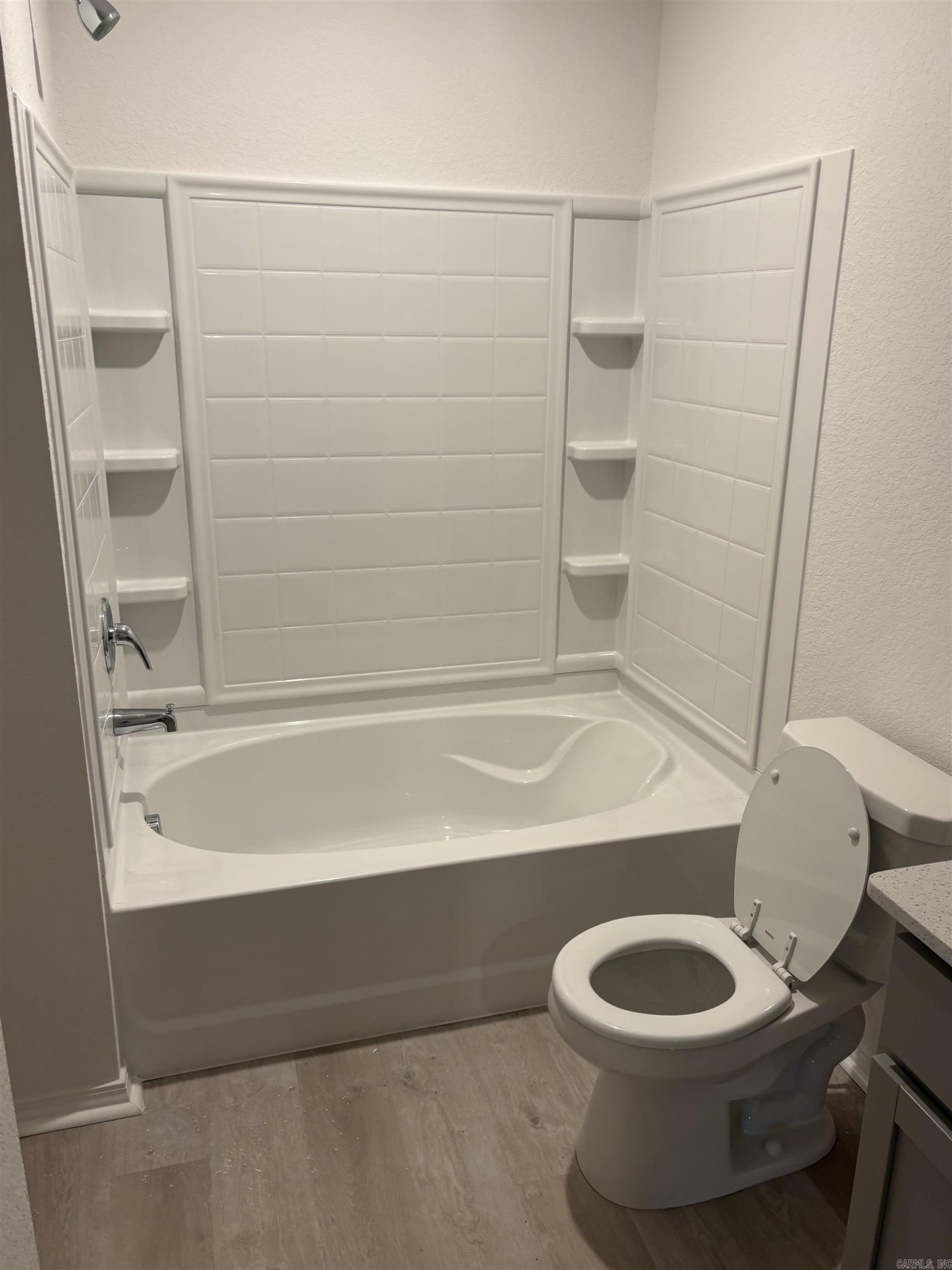 HILL FARM - Residential