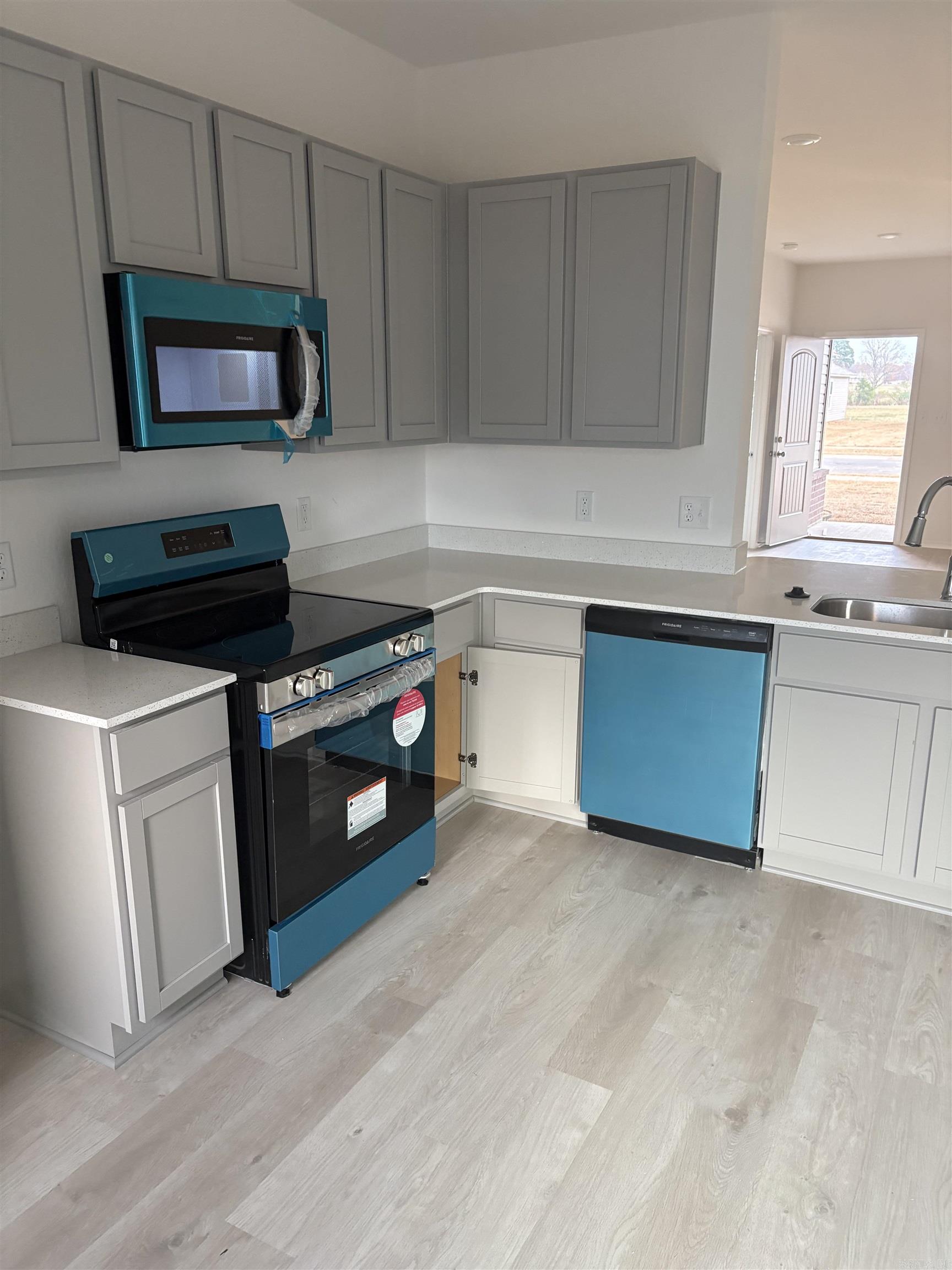 HILL FARM - Residential